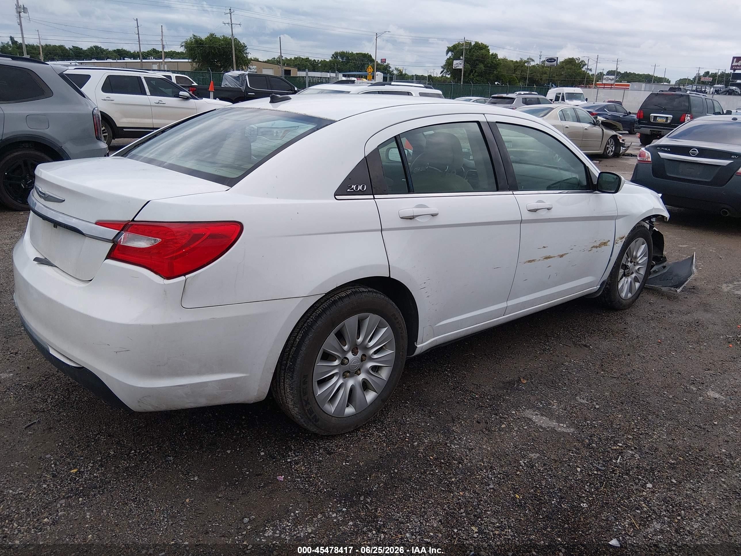 2014 Chrysler 200 Lx White vin: 1C3CCBAB1EN206264