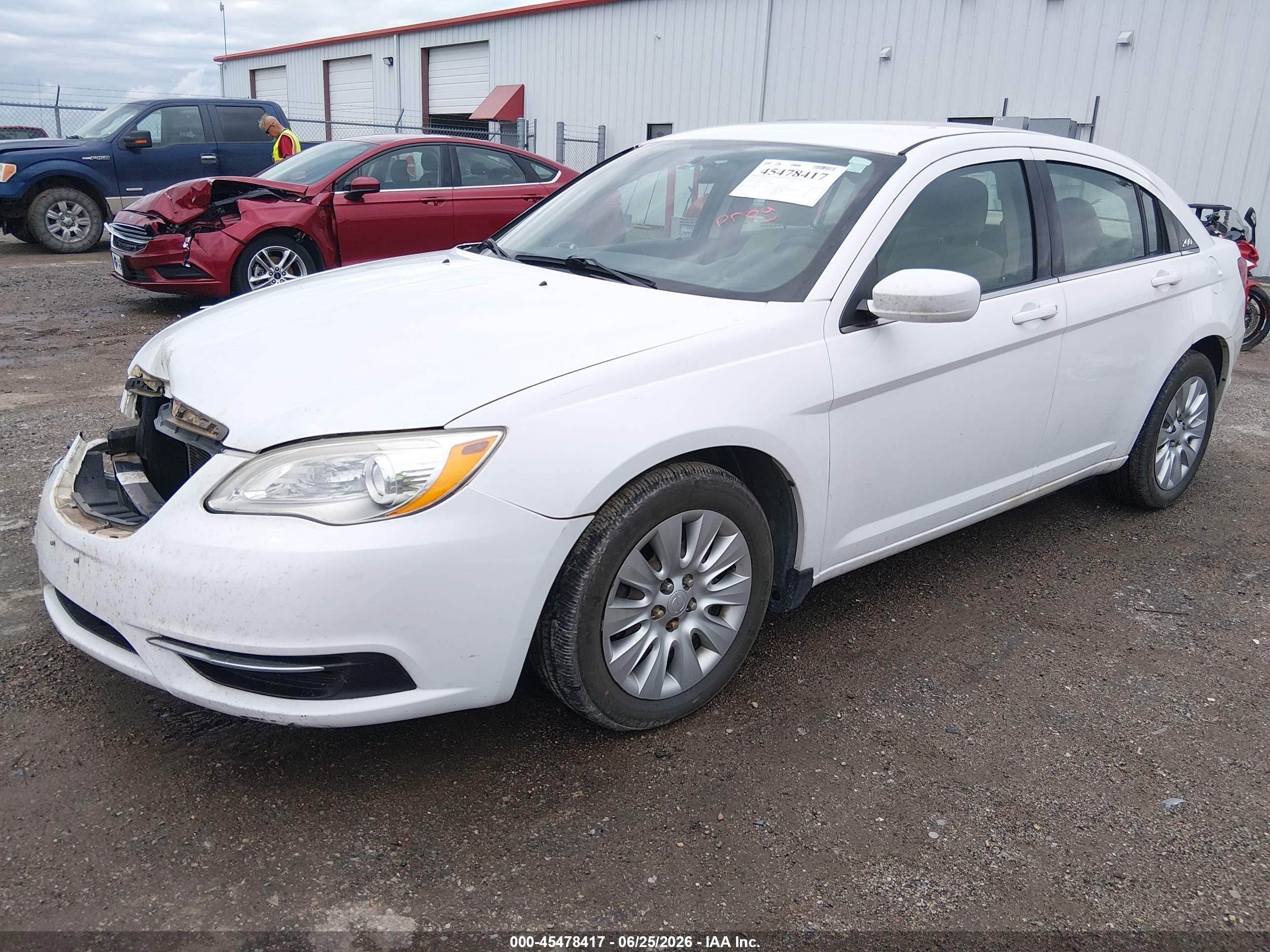 2014 Chrysler 200 Lx White vin: 1C3CCBAB1EN206264
