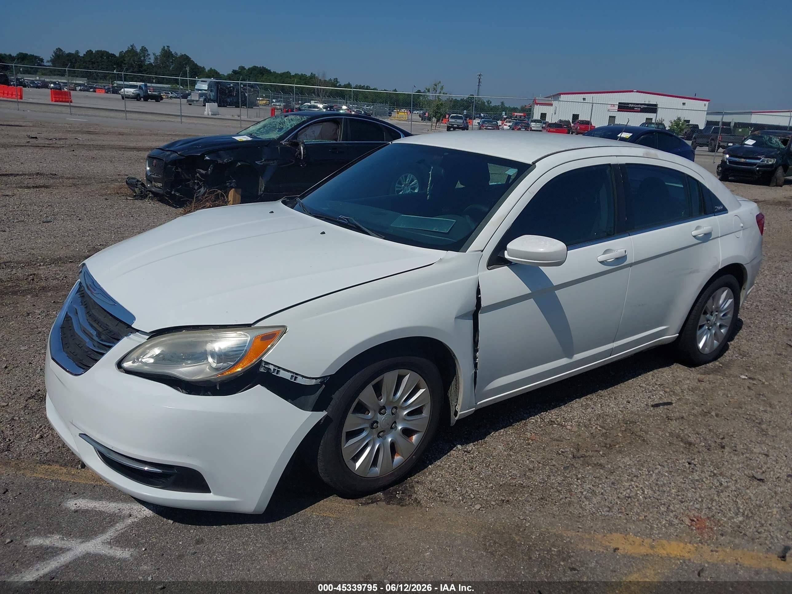 2014 Chrysler 200 Lx White vin: 1C3CCBAB1EN209973