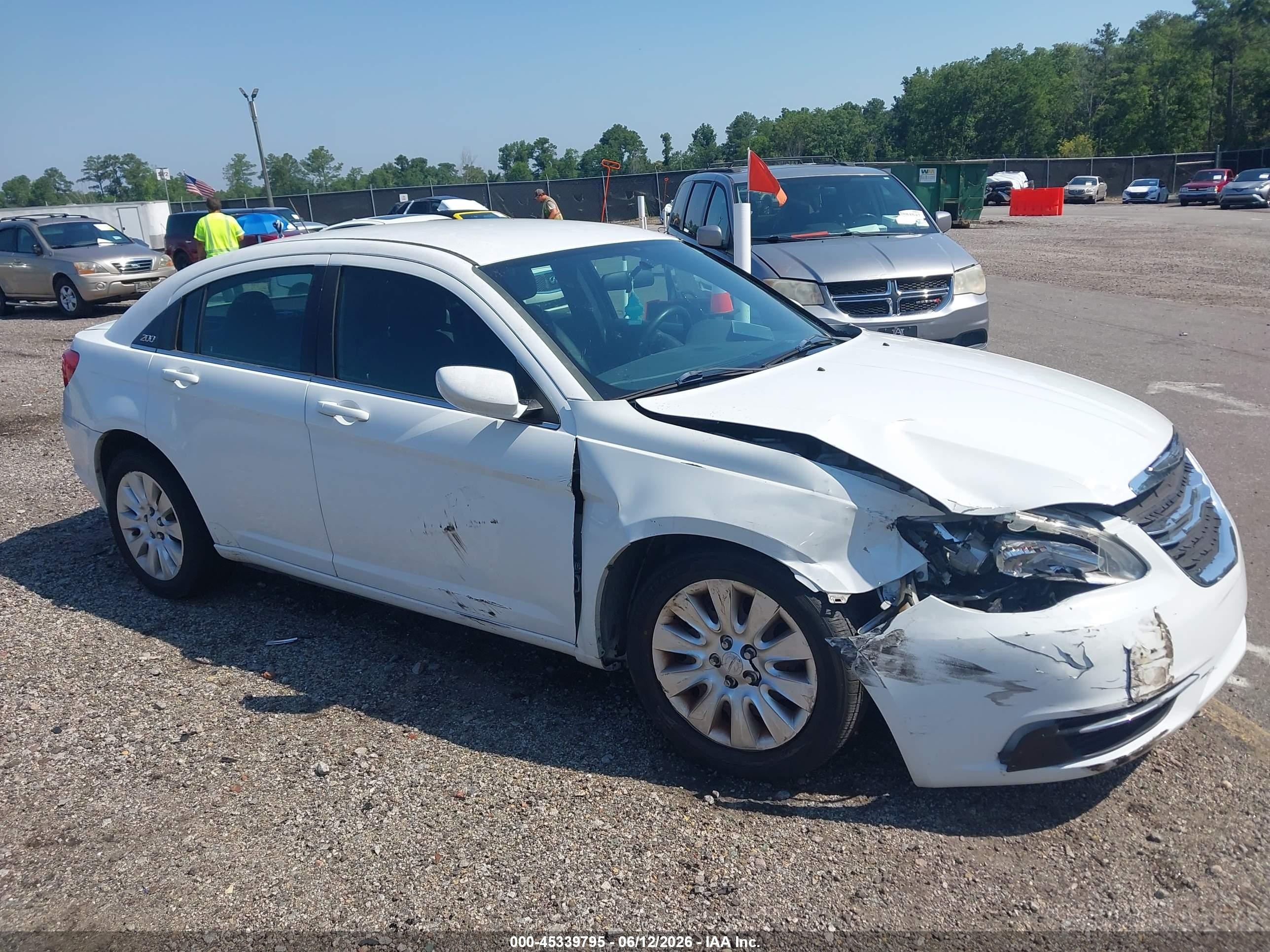 2014 Chrysler 200 Lx White vin: 1C3CCBAB1EN209973