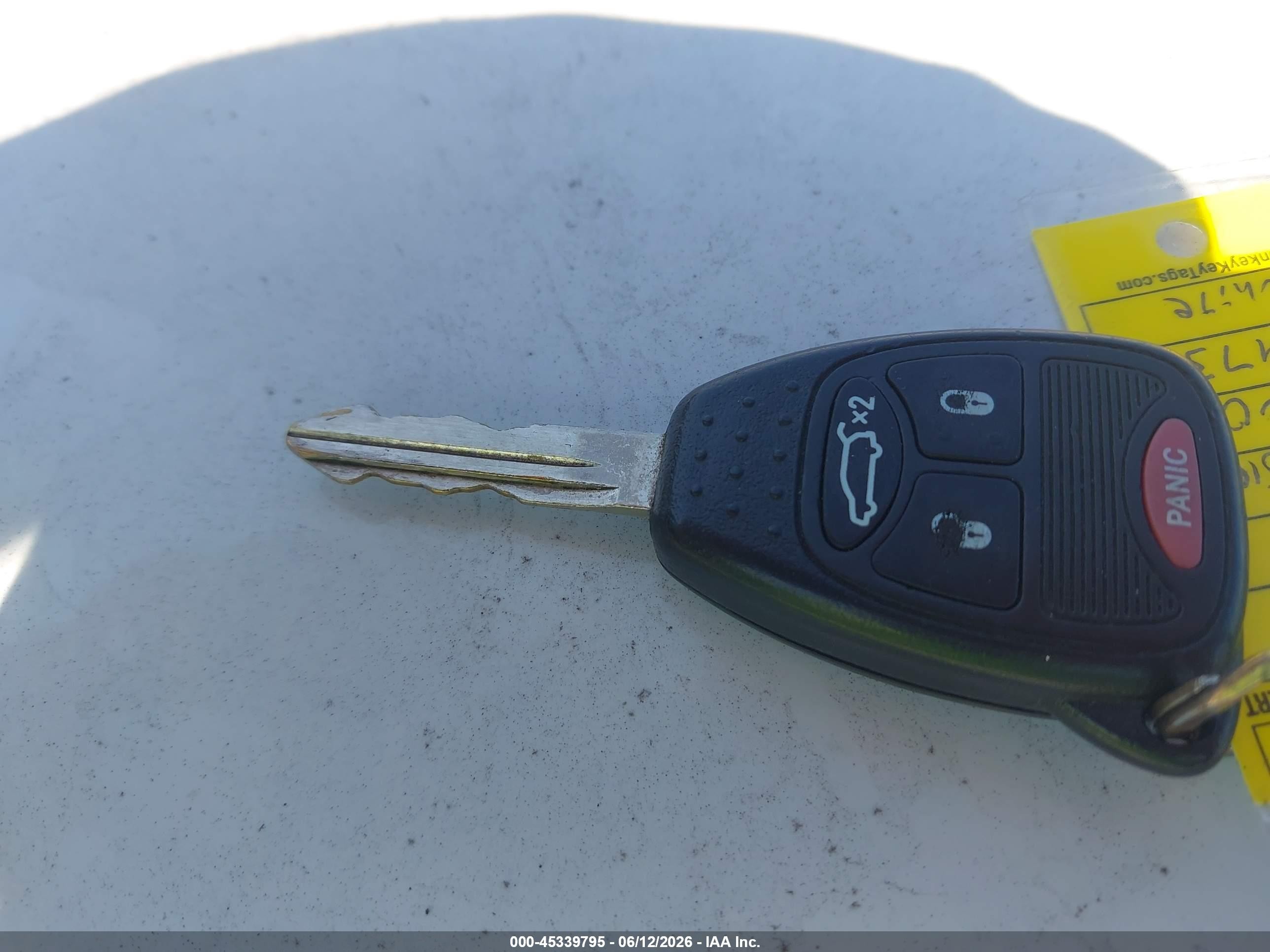 2014 Chrysler 200 Lx White vin: 1C3CCBAB1EN209973