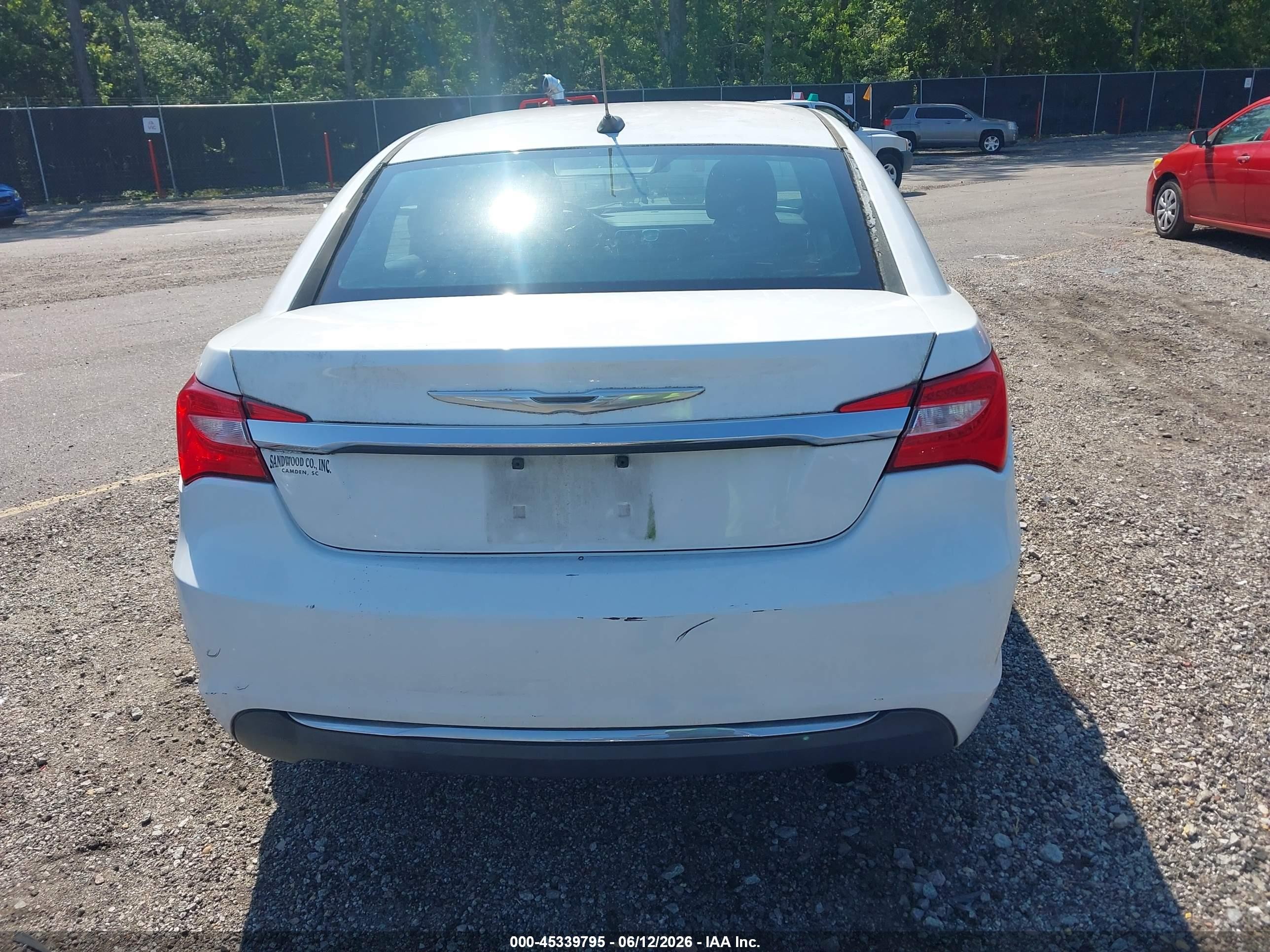 2014 Chrysler 200 Lx White vin: 1C3CCBAB1EN209973