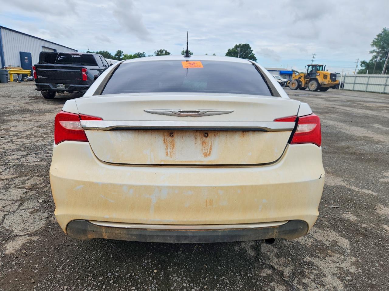 2014 Chrysler 200 Lx Белый vin: 1C3CCBAB1EN213165