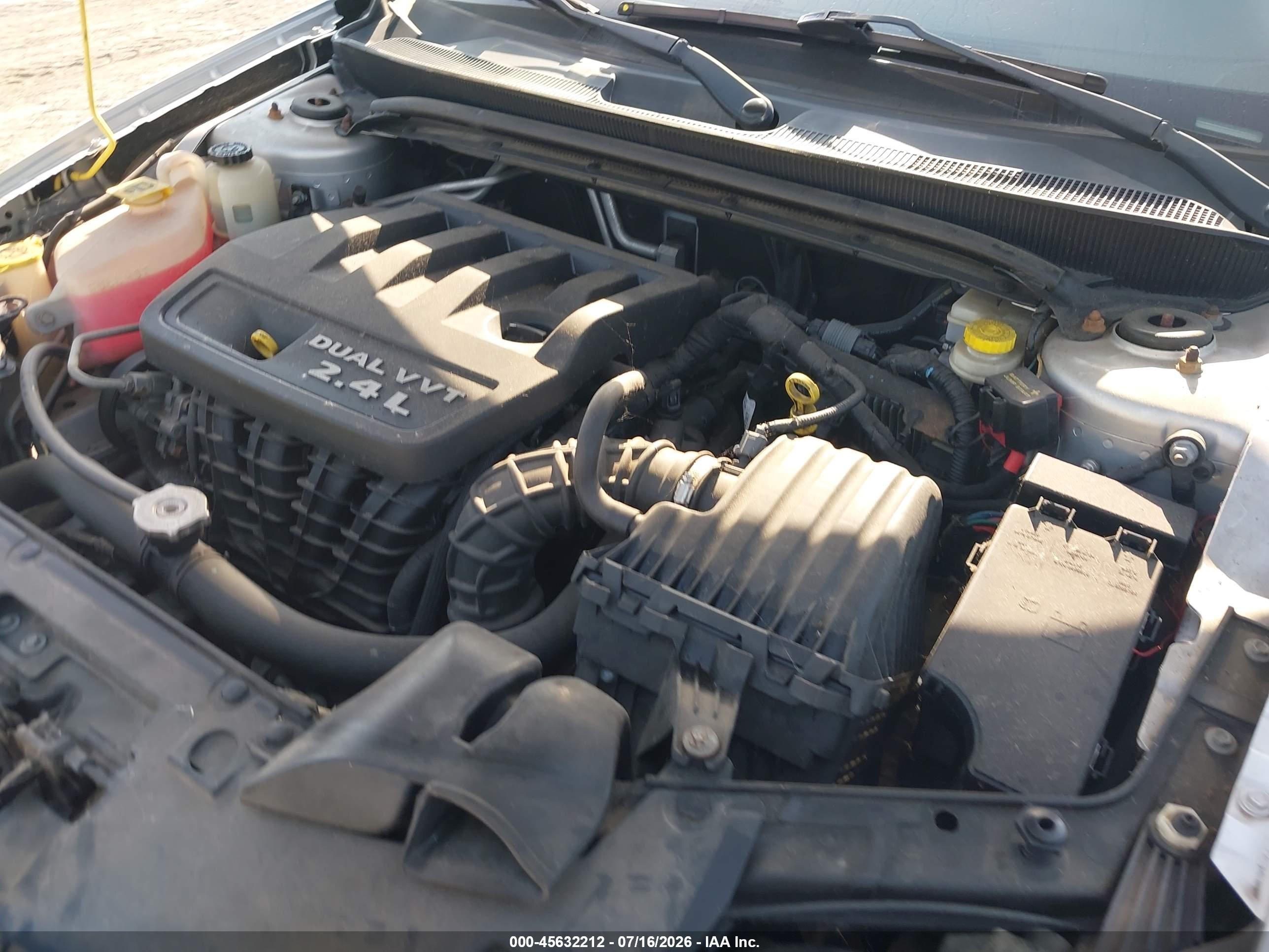 2012 Chrysler 200 Lx Silver vin: 1C3CCBAB2CN138957