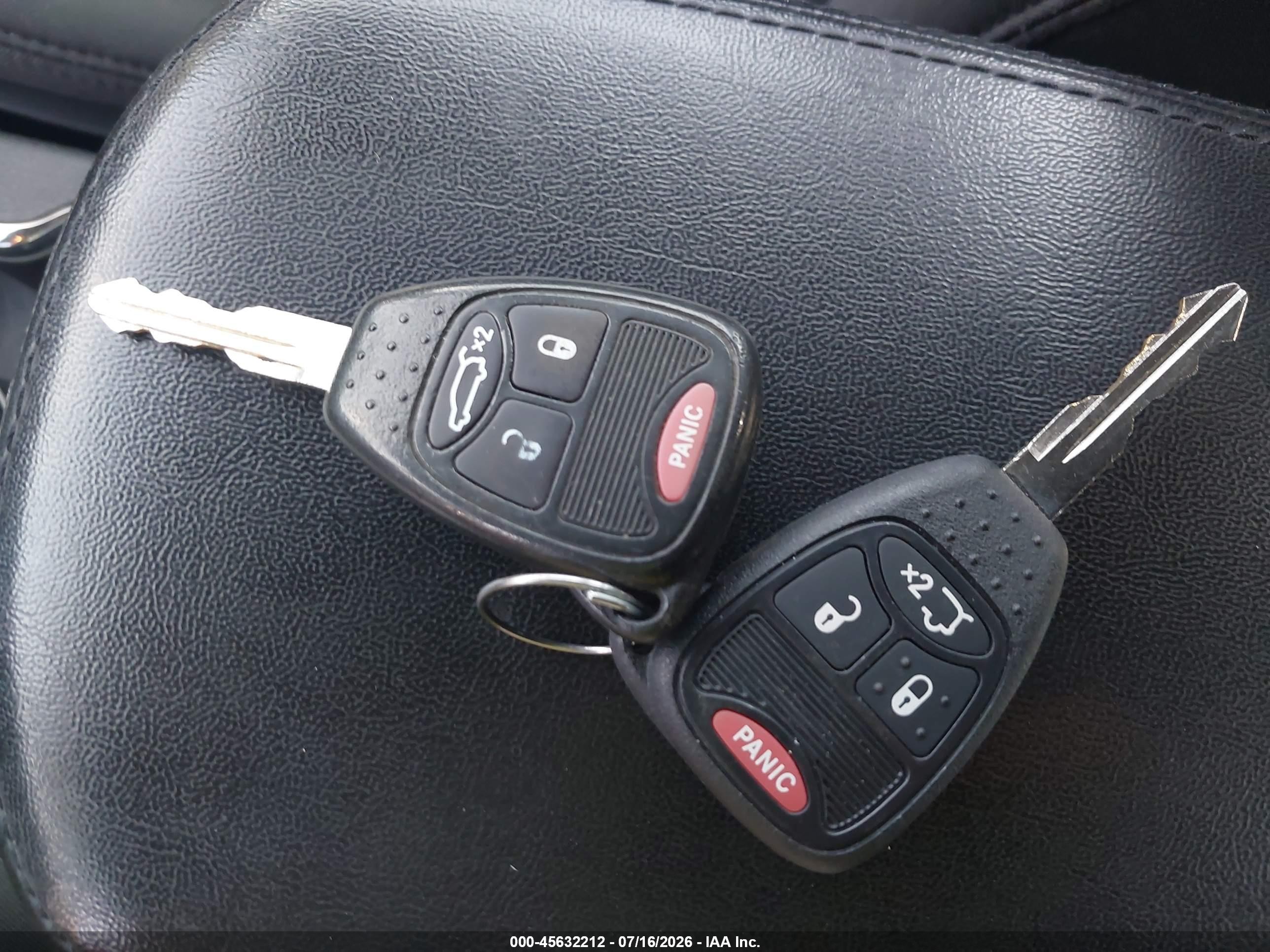 2012 Chrysler 200 Lx Silver vin: 1C3CCBAB2CN138957