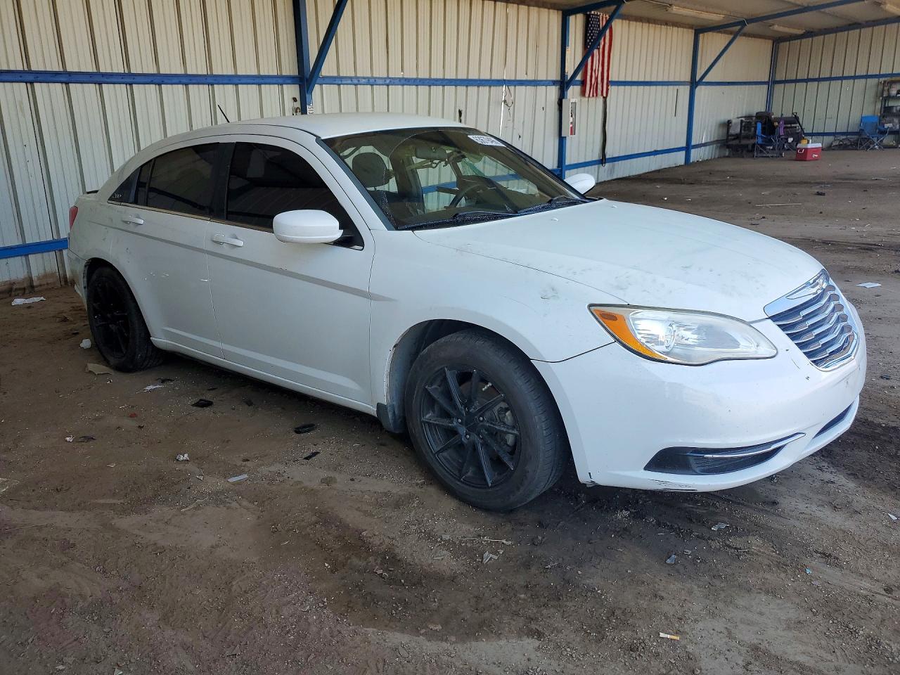 2012 Chrysler 200 S White vin: 1C3CCBAB2CN291810