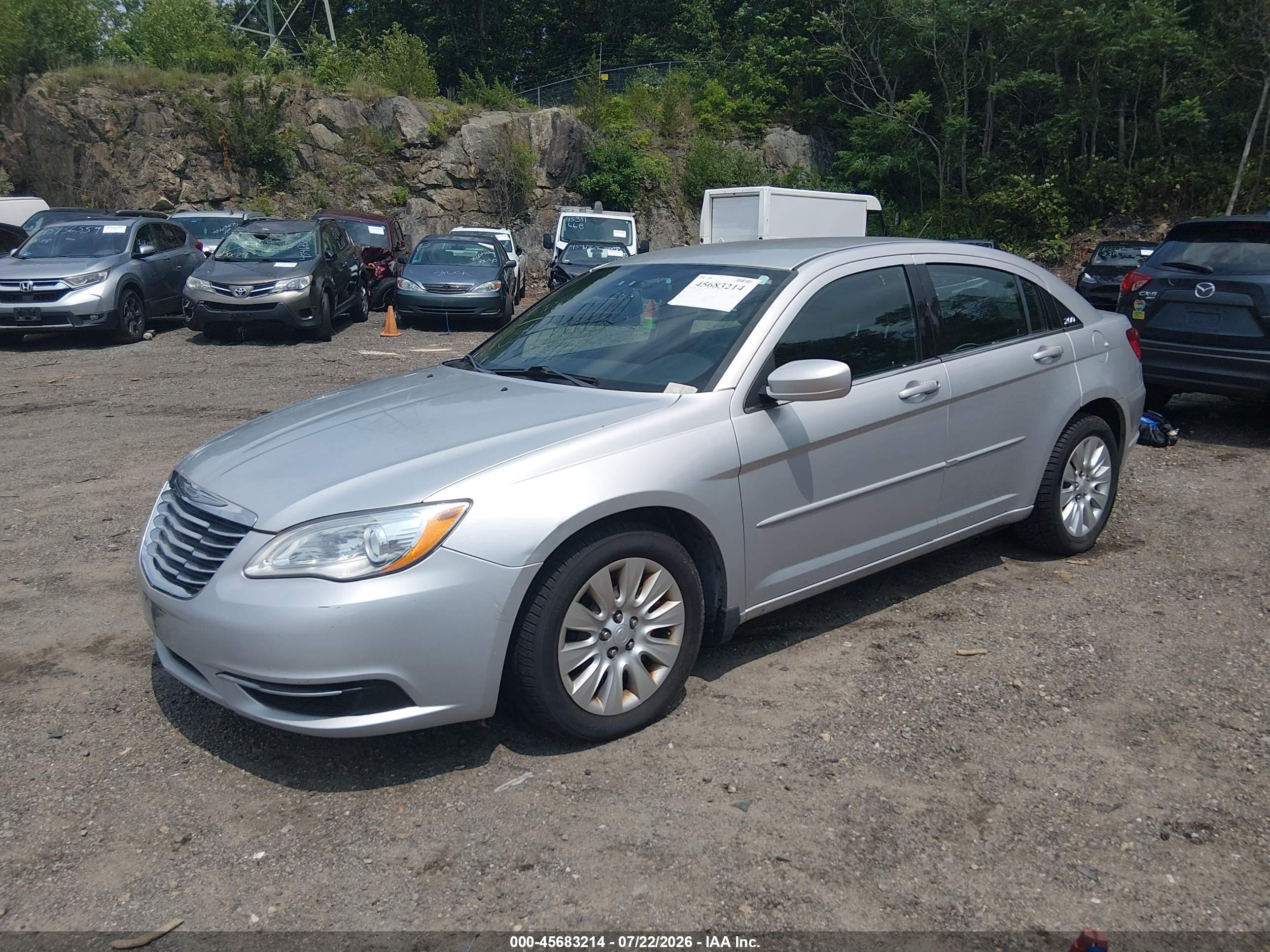 2012 Chrysler 200 Lx Серебряный vin: 1C3CCBAB2CN317953
