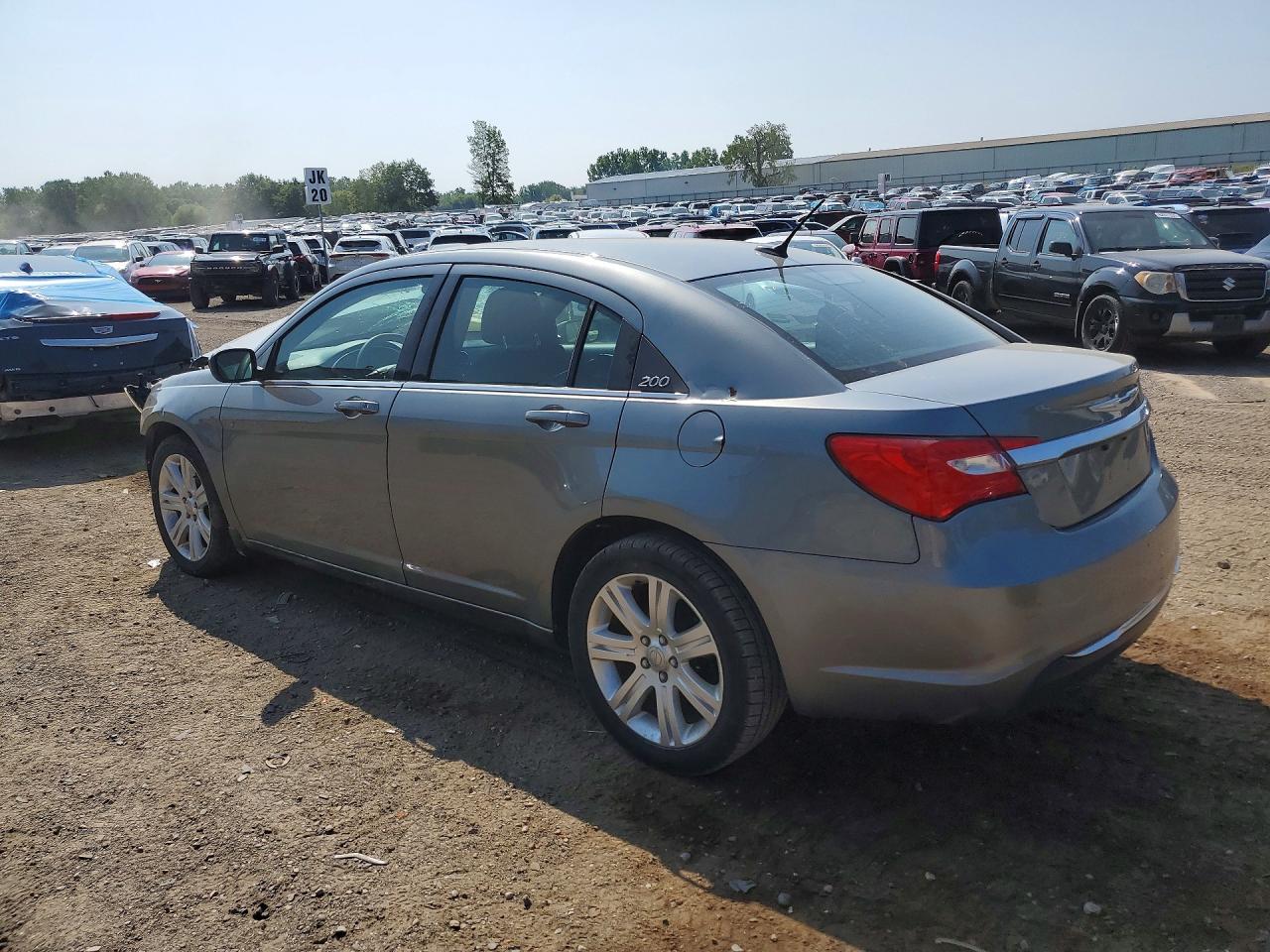 2013 Chrysler 200 Lx Серый vin: 1C3CCBAB2DN640661