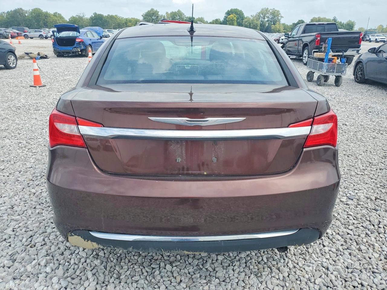 2013 Chrysler 200 Lx Brown vin: 1C3CCBAB2DN648078
