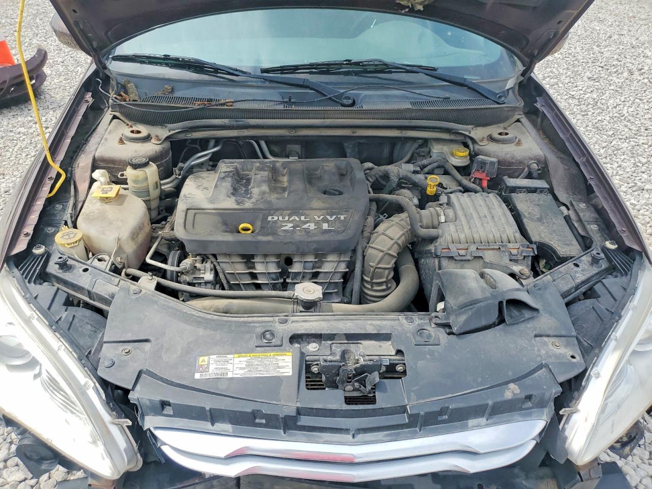 2013 Chrysler 200 Lx Brown vin: 1C3CCBAB2DN648078