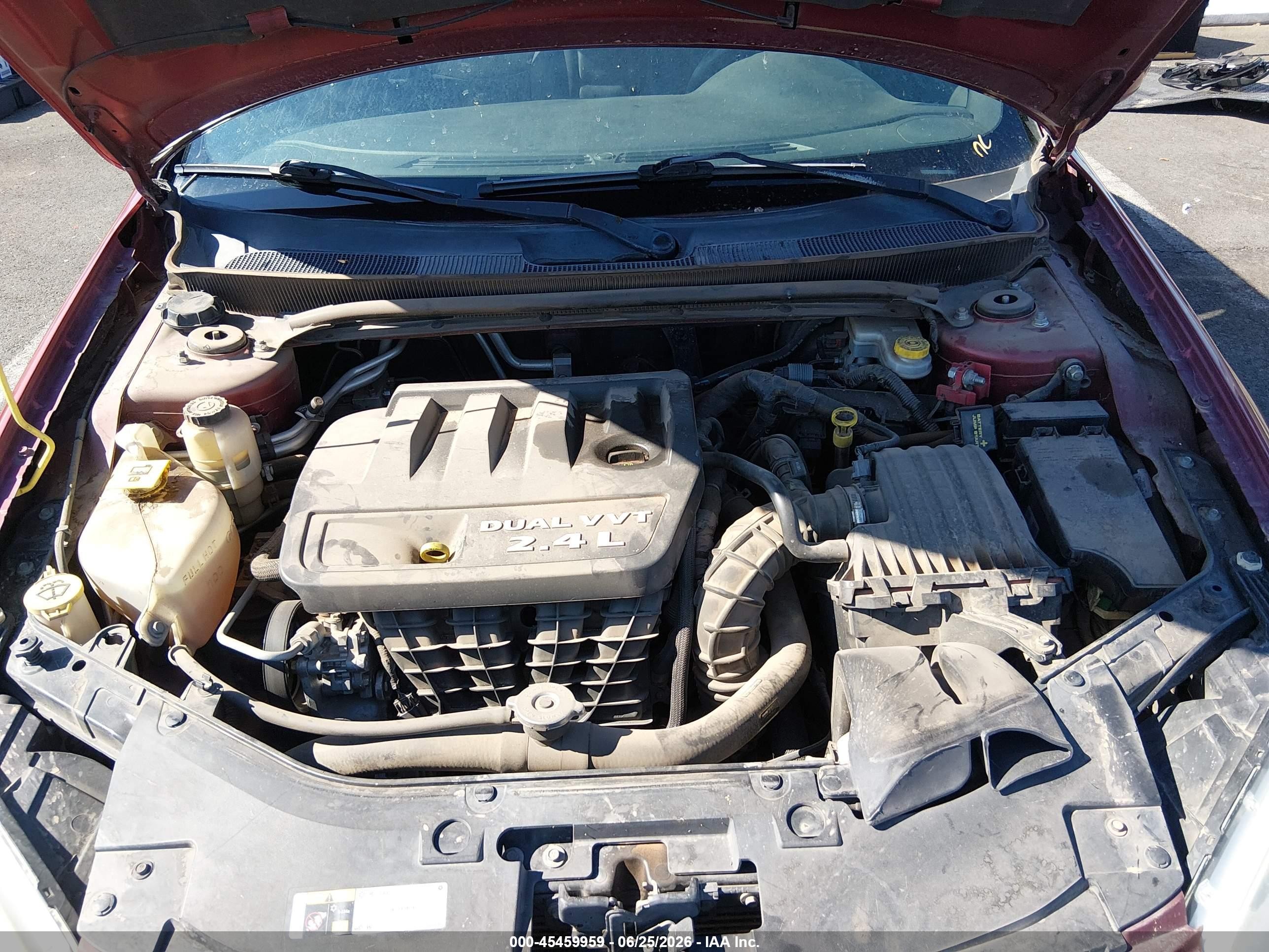 2014 Chrysler 200 Lx Red vin: 1C3CCBAB2EN230816