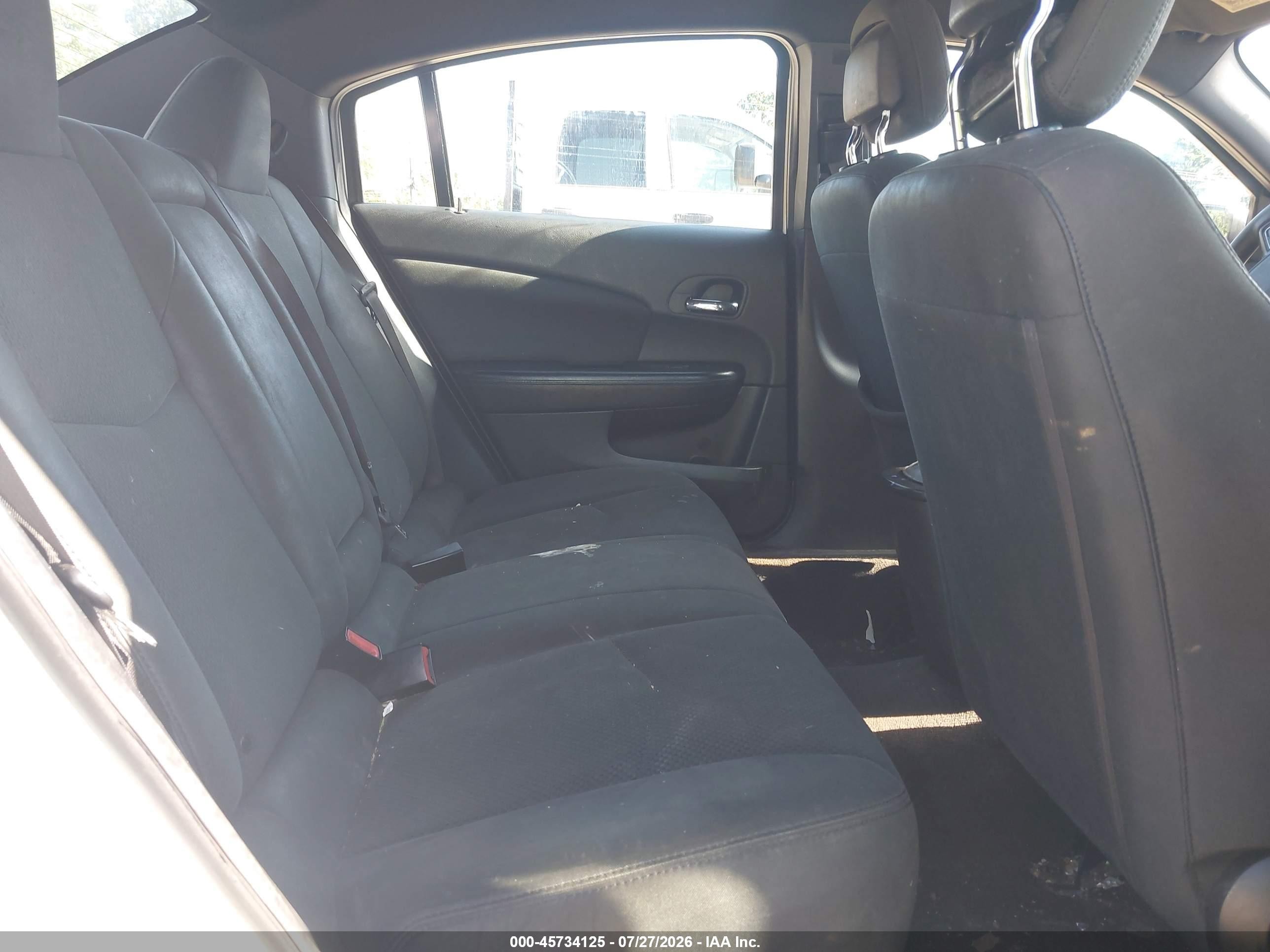 2012 Chrysler 200 Lx Белый vin: 1C3CCBAB3CN104803