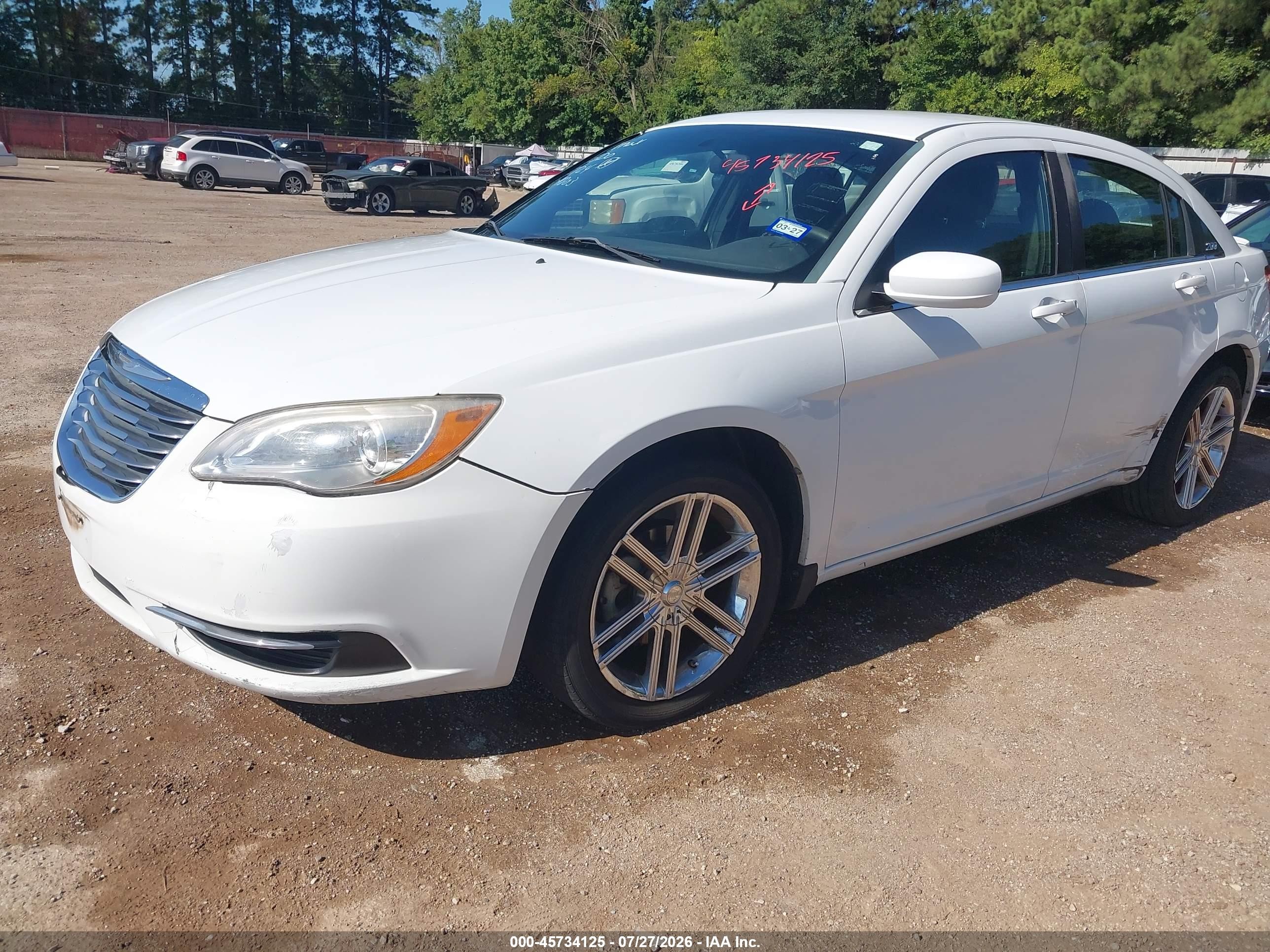 2012 Chrysler 200 Lx Белый vin: 1C3CCBAB3CN104803