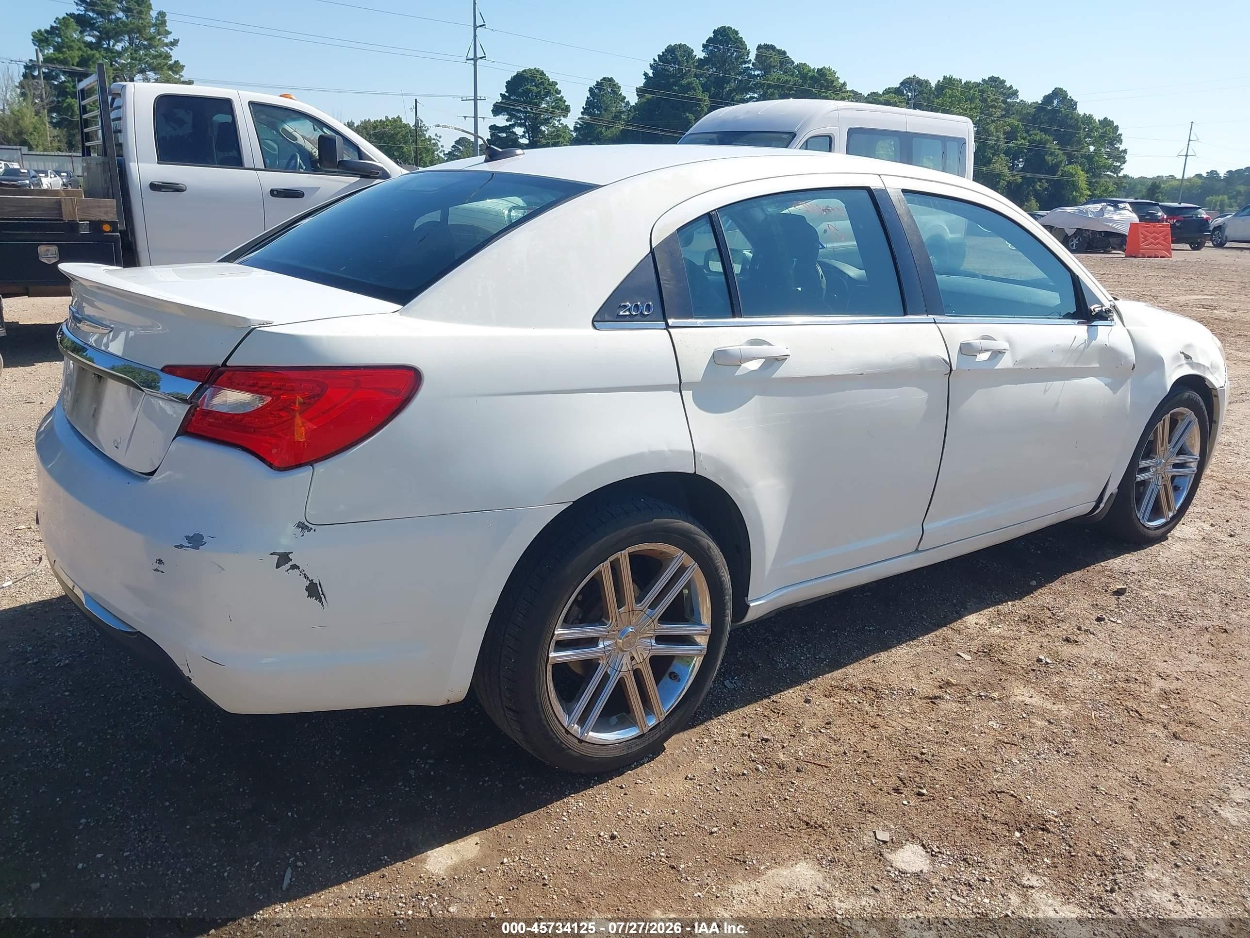 2012 Chrysler 200 Lx Белый vin: 1C3CCBAB3CN104803