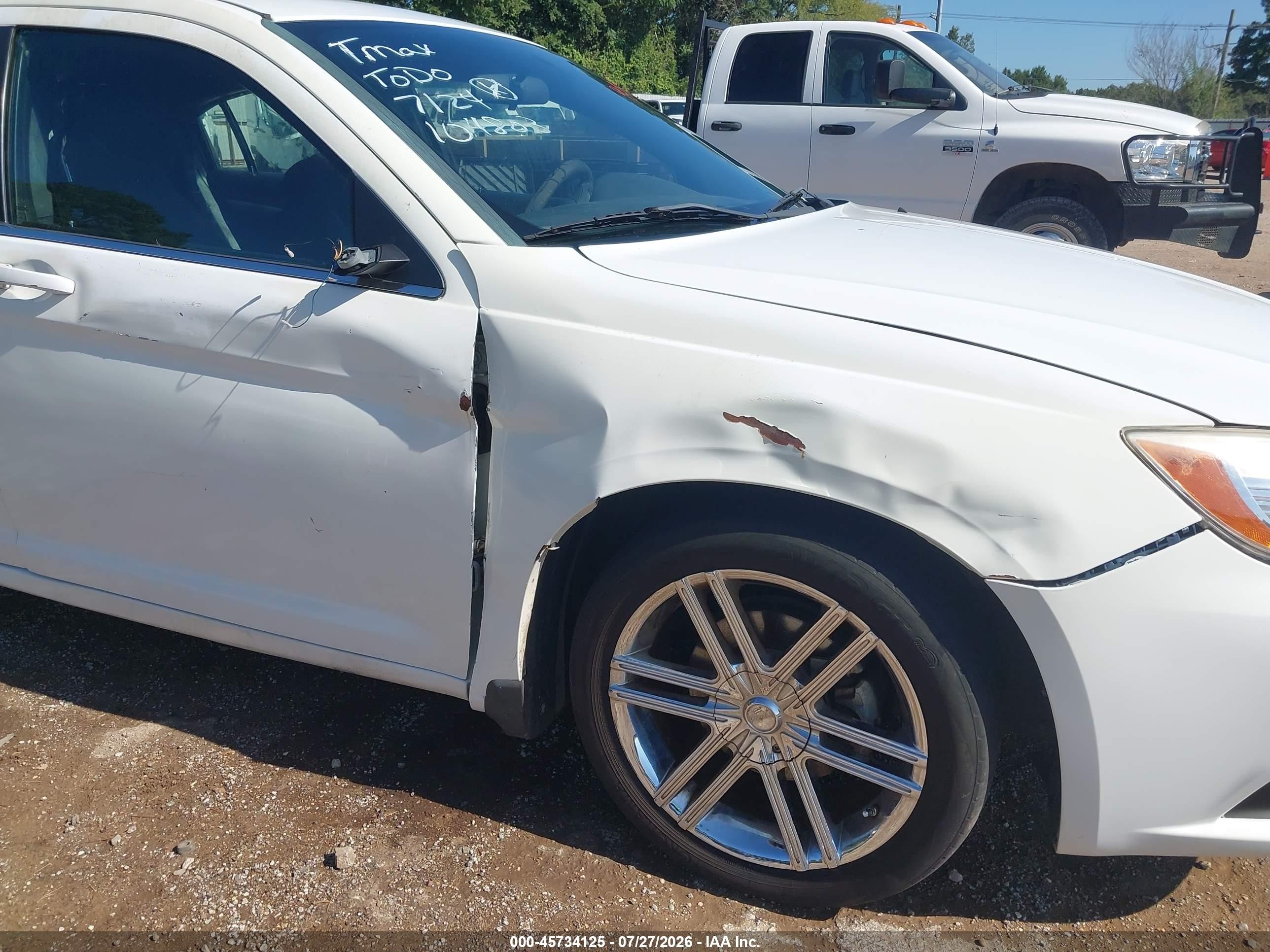 2012 Chrysler 200 Lx Белый vin: 1C3CCBAB3CN104803