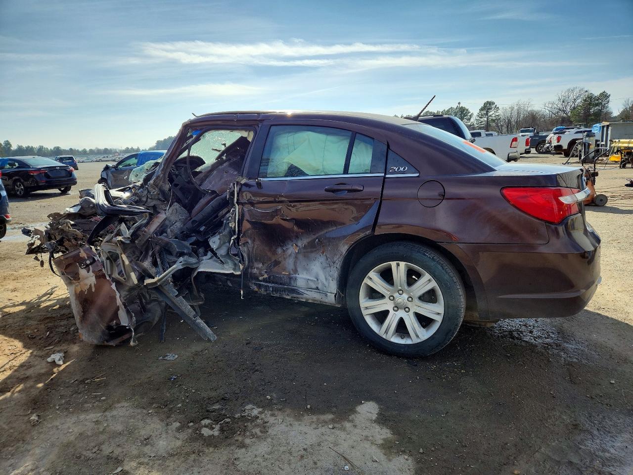 2013 Chrysler 200 Lx Brown vin: 1C3CCBAB3DN660305