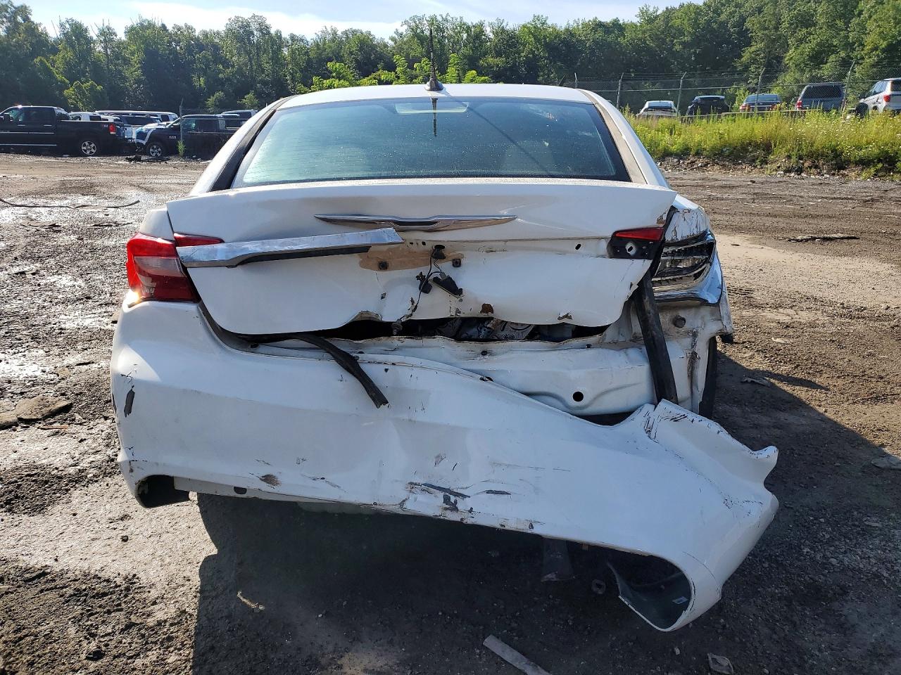2014 Chrysler 200 Lx Белый vin: 1C3CCBAB3EN123886
