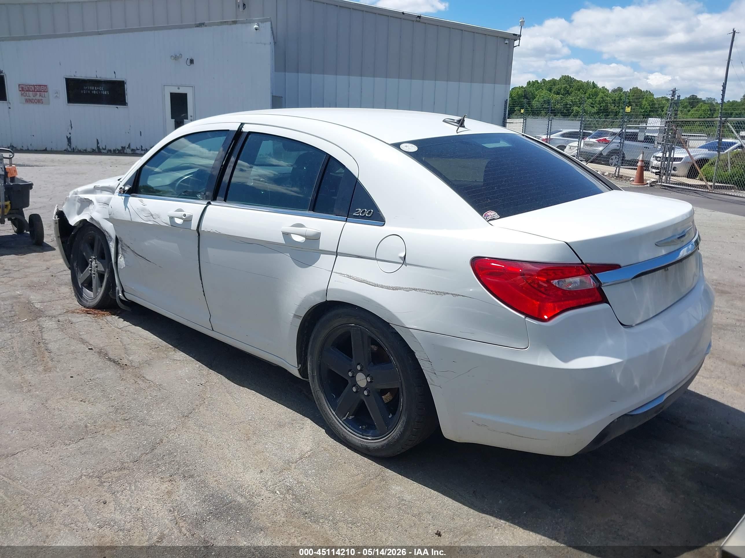2014 Chrysler 200 Lx White vin: 1C3CCBAB3EN143457