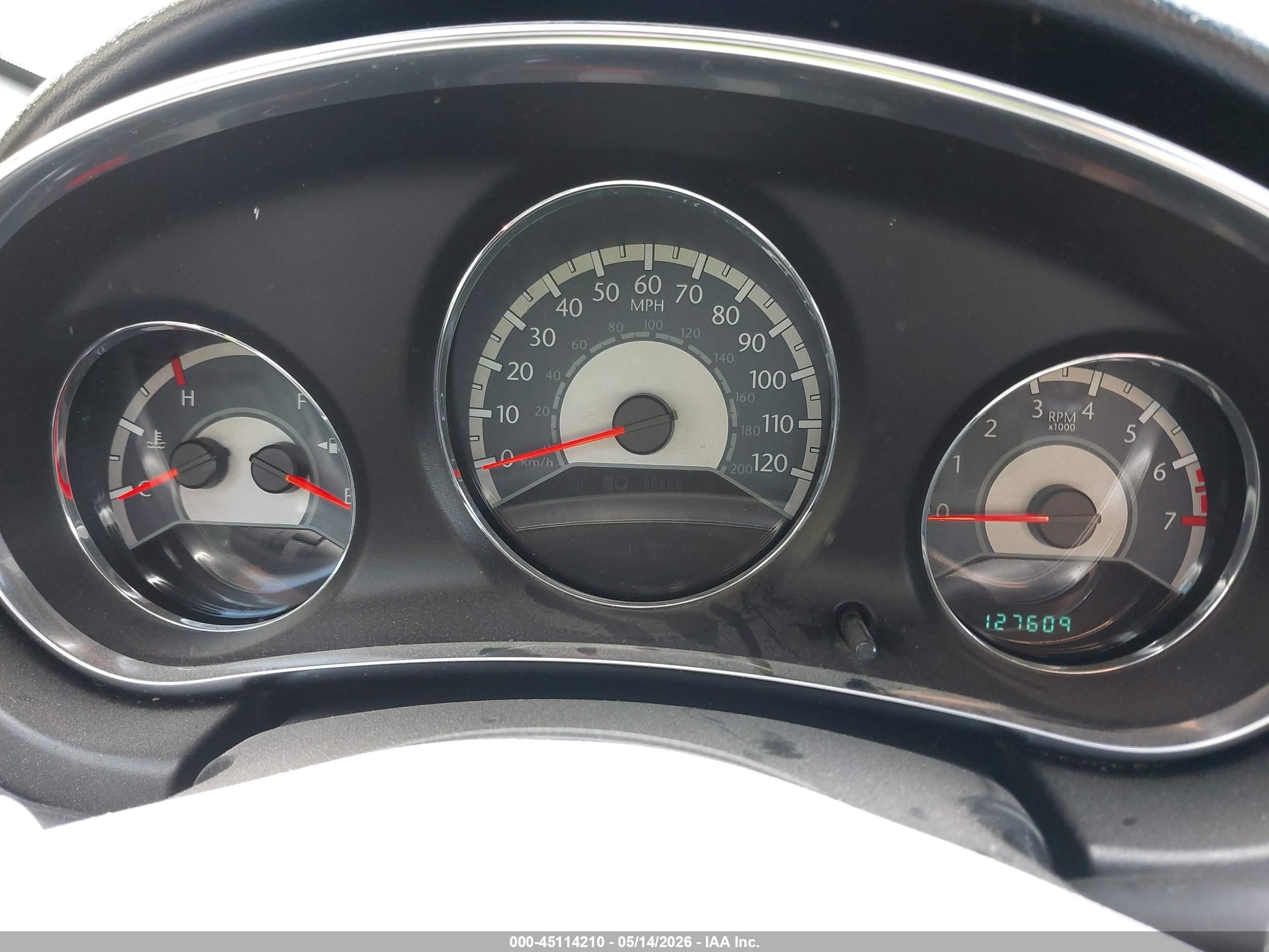 2014 Chrysler 200 Lx White vin: 1C3CCBAB3EN143457