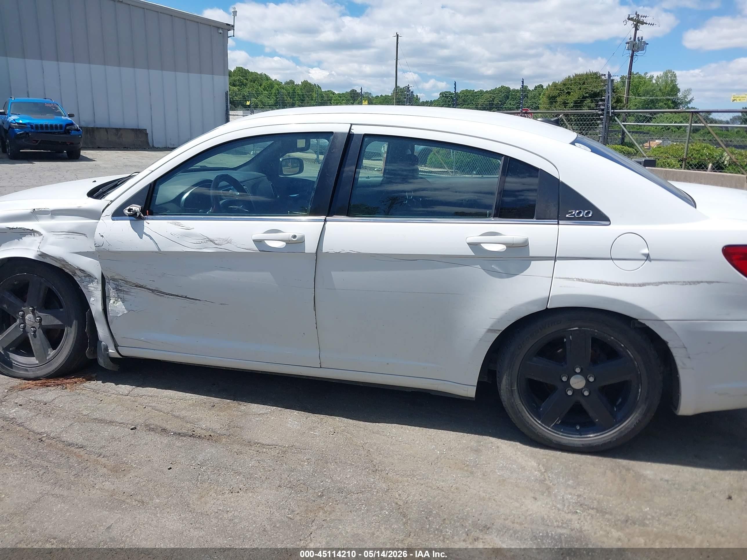 2014 Chrysler 200 Lx White vin: 1C3CCBAB3EN143457