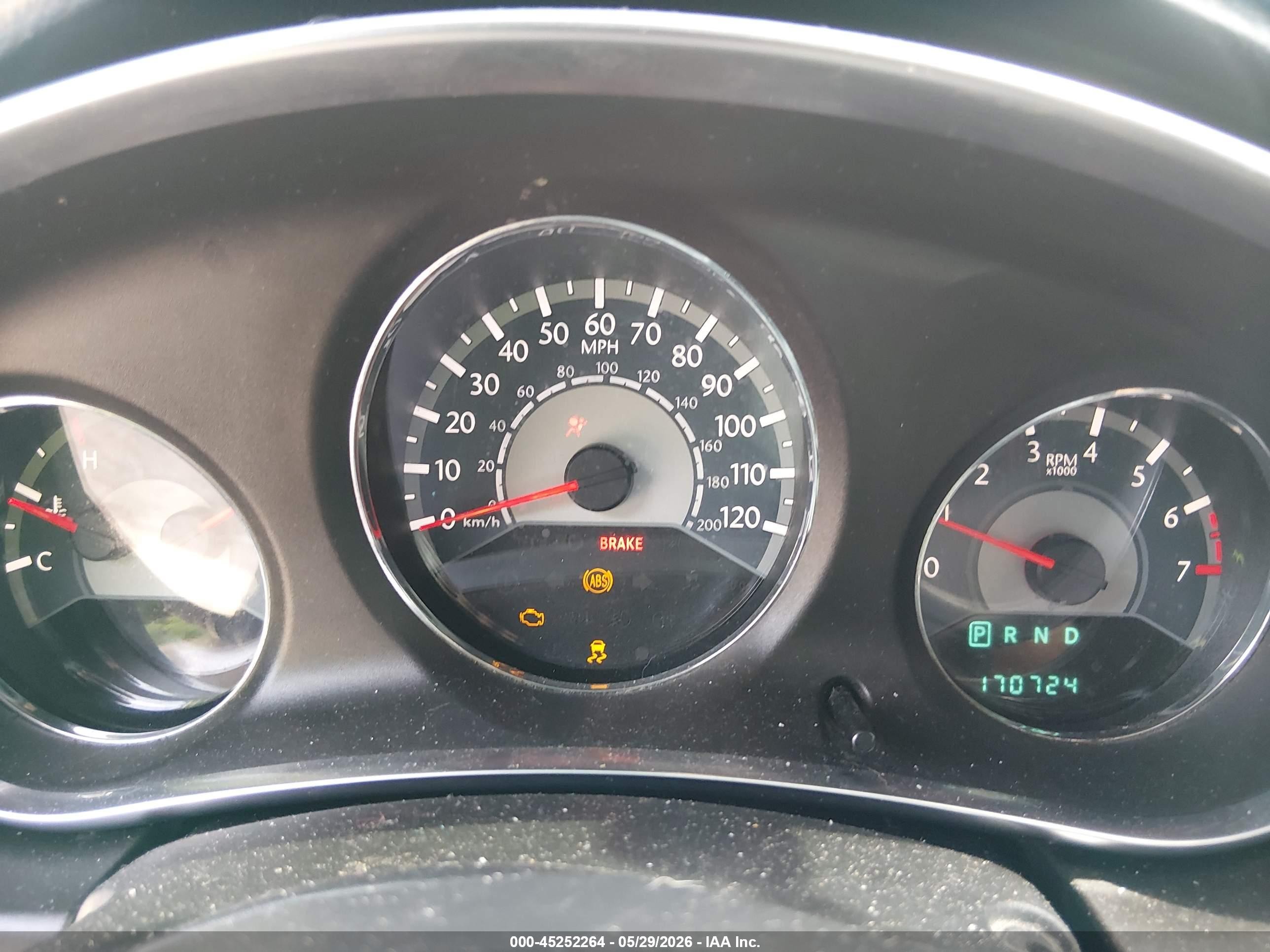 2014 Chrysler 200 Lx Silver vin: 1C3CCBAB3EN204564