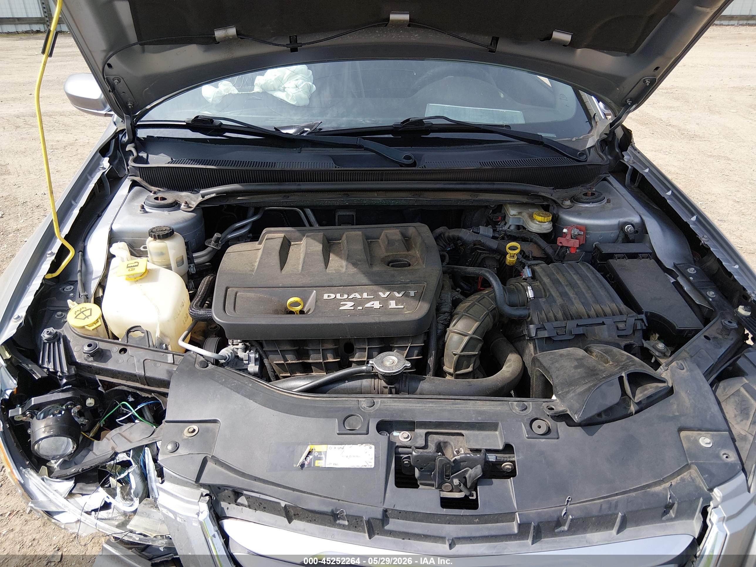2014 Chrysler 200 Lx Silver vin: 1C3CCBAB3EN204564