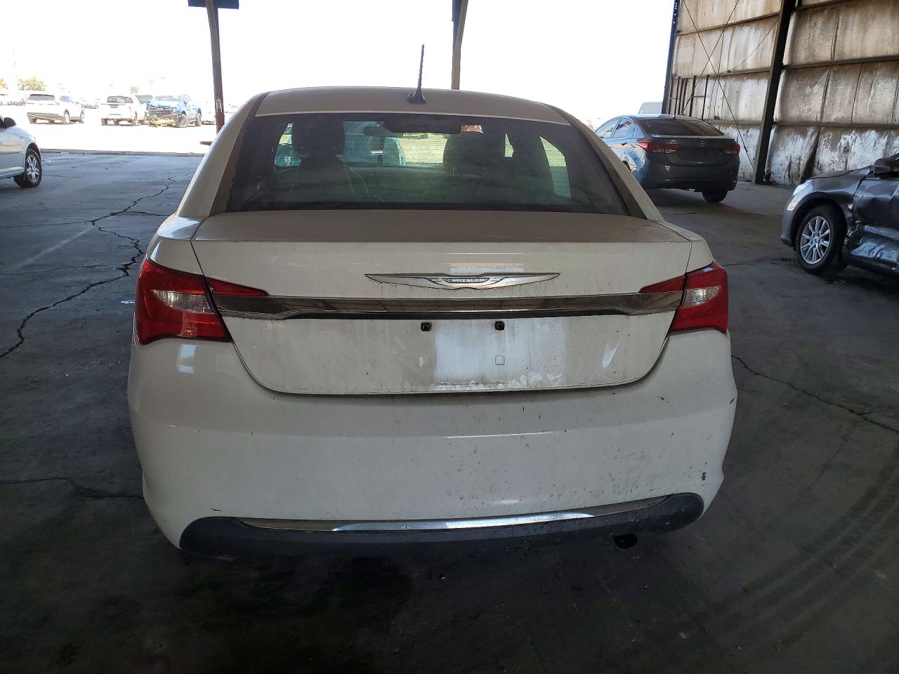 2014 Chrysler 200 Lx White vin: 1C3CCBAB3EN212759