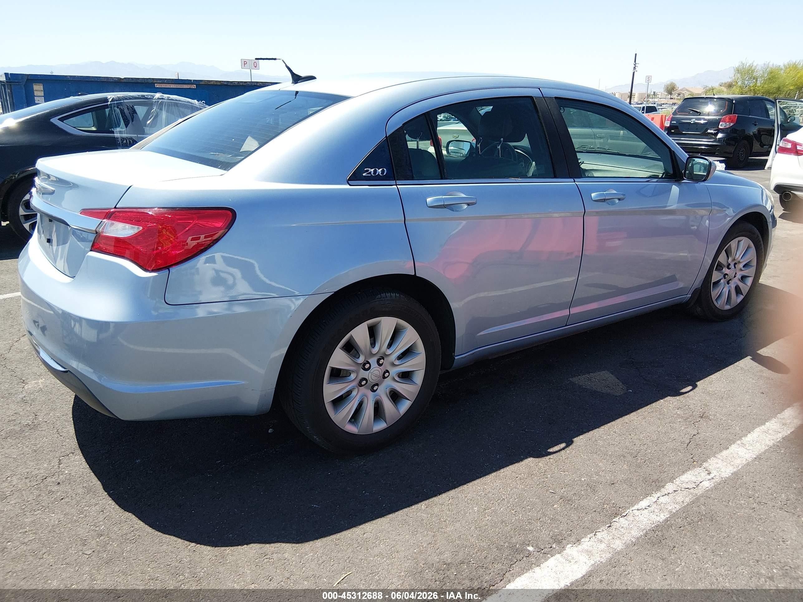2013 Chrysler 200 Lx Blue vin: 1C3CCBAB4DN620802
