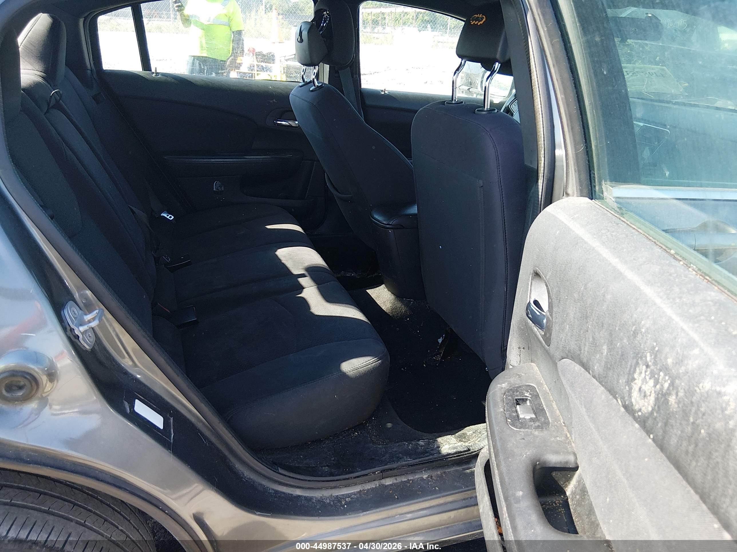 2013 Chrysler 200 Lx Gray vin: 1C3CCBAB4DN671118