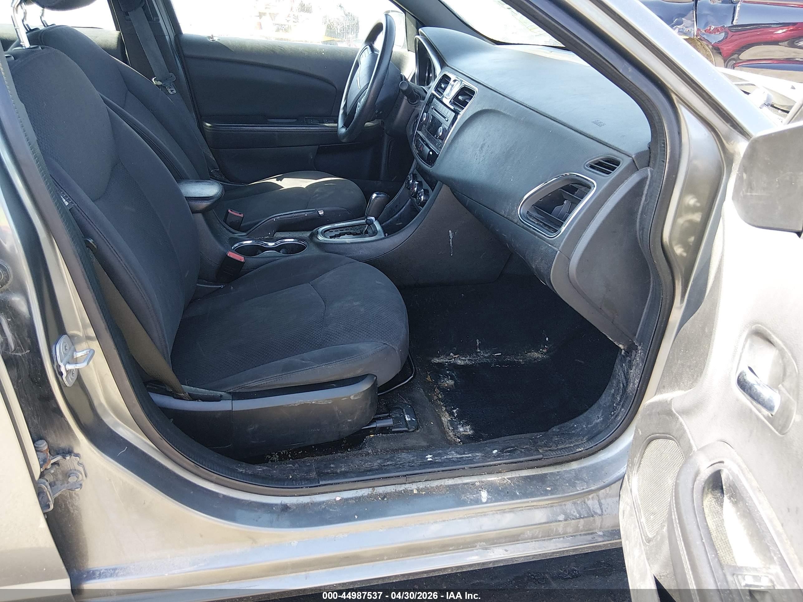2013 Chrysler 200 Lx Gray vin: 1C3CCBAB4DN671118