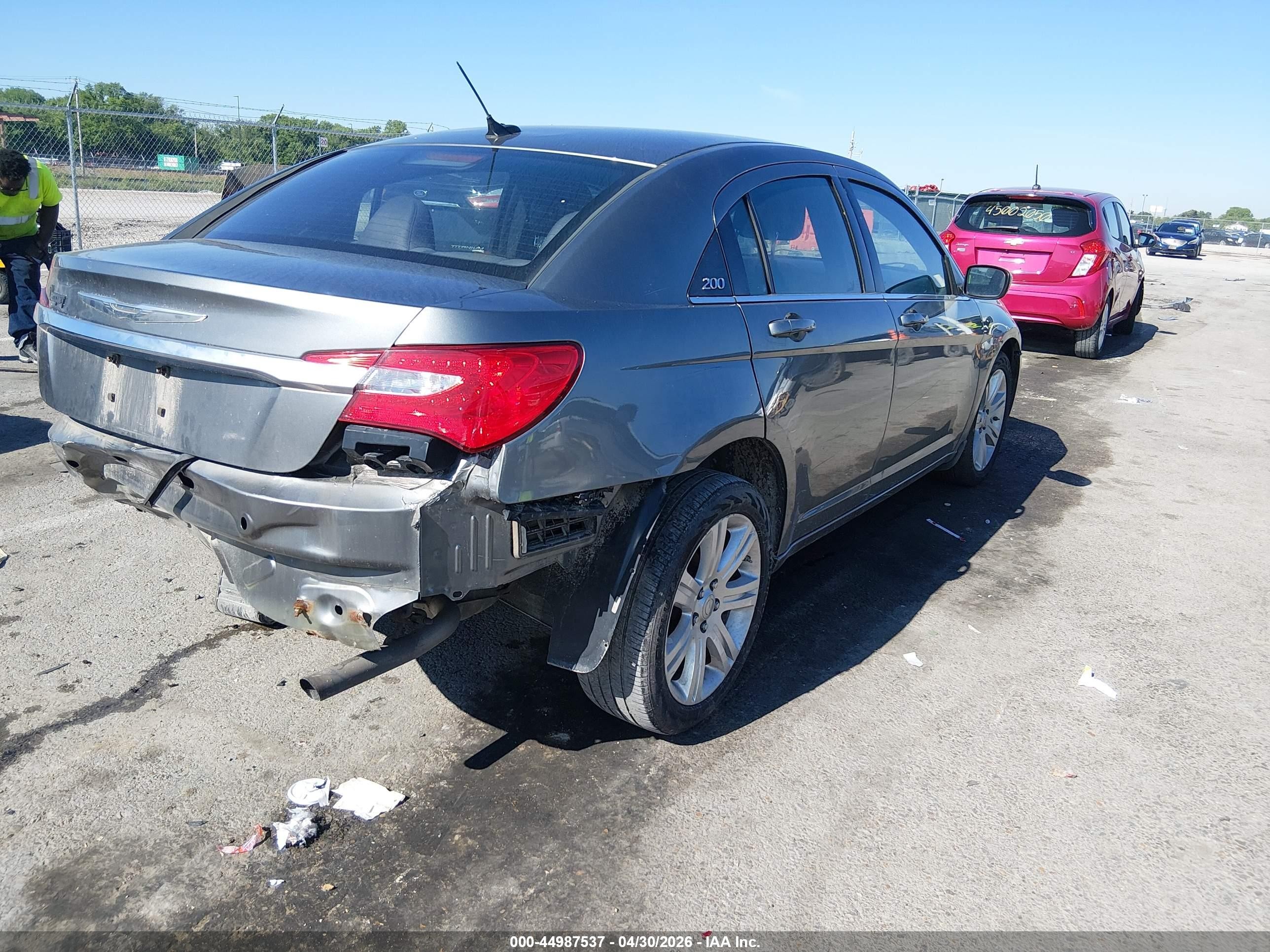 2013 Chrysler 200 Lx Gray vin: 1C3CCBAB4DN671118