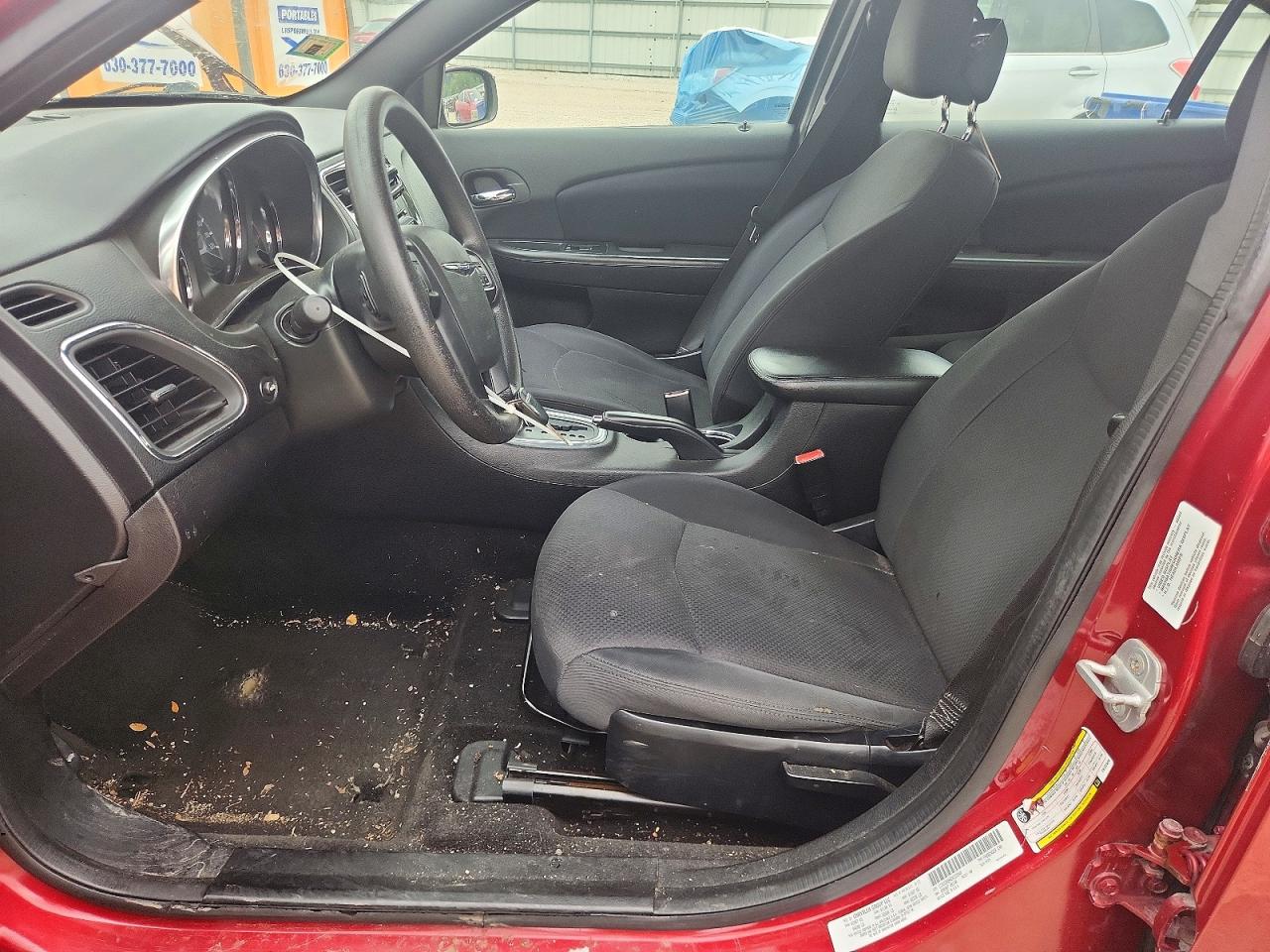 2014 Chrysler 200 Lx Red vin: 1C3CCBAB4EN122648