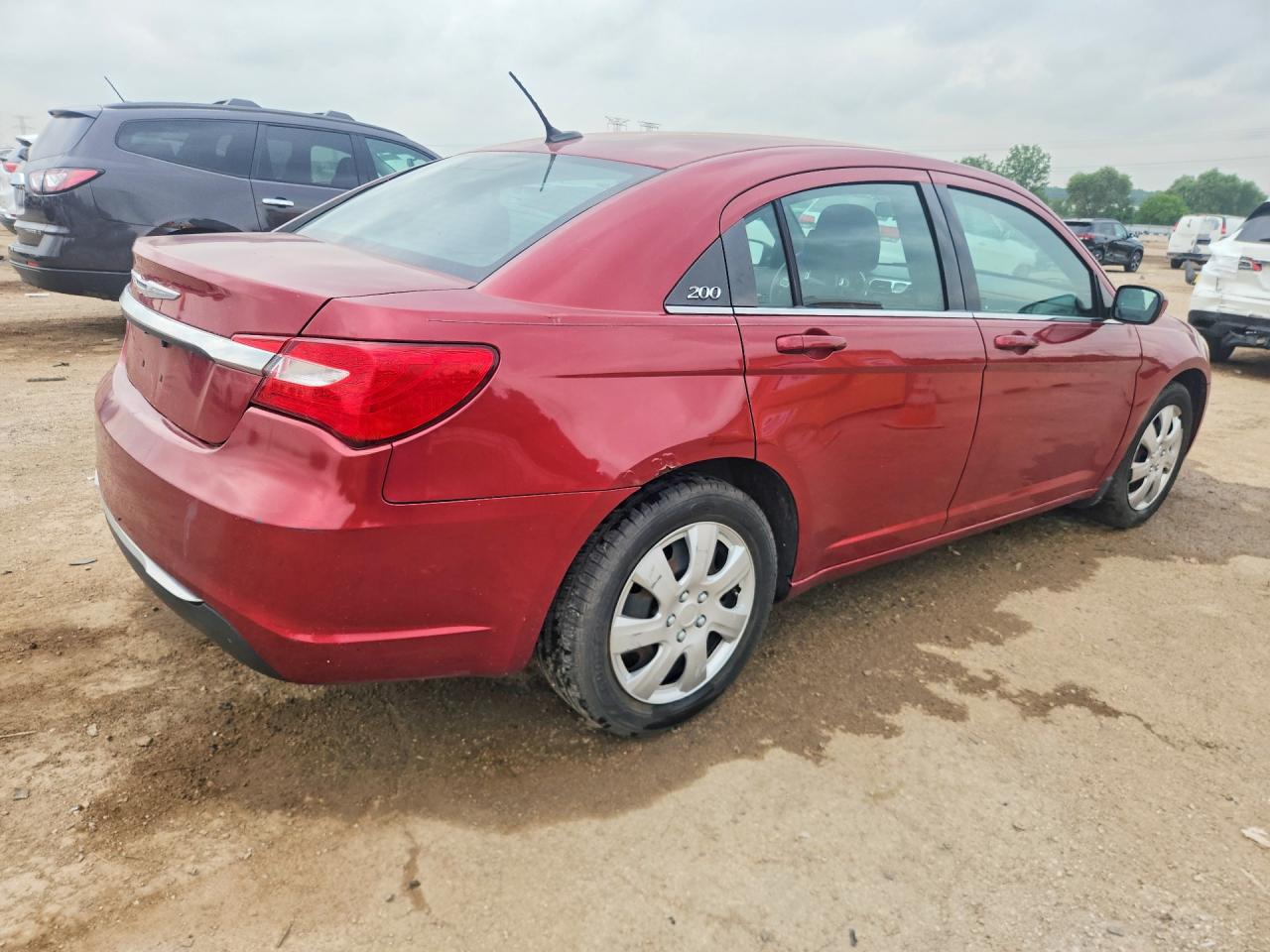 2014 Chrysler 200 Lx Red vin: 1C3CCBAB4EN122648