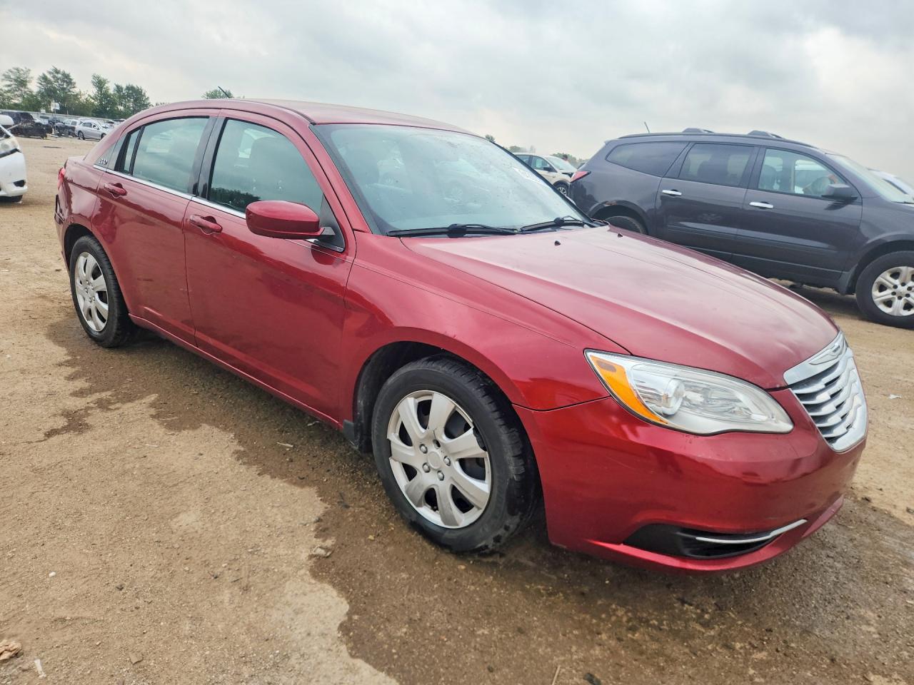 2014 Chrysler 200 Lx Red vin: 1C3CCBAB4EN122648