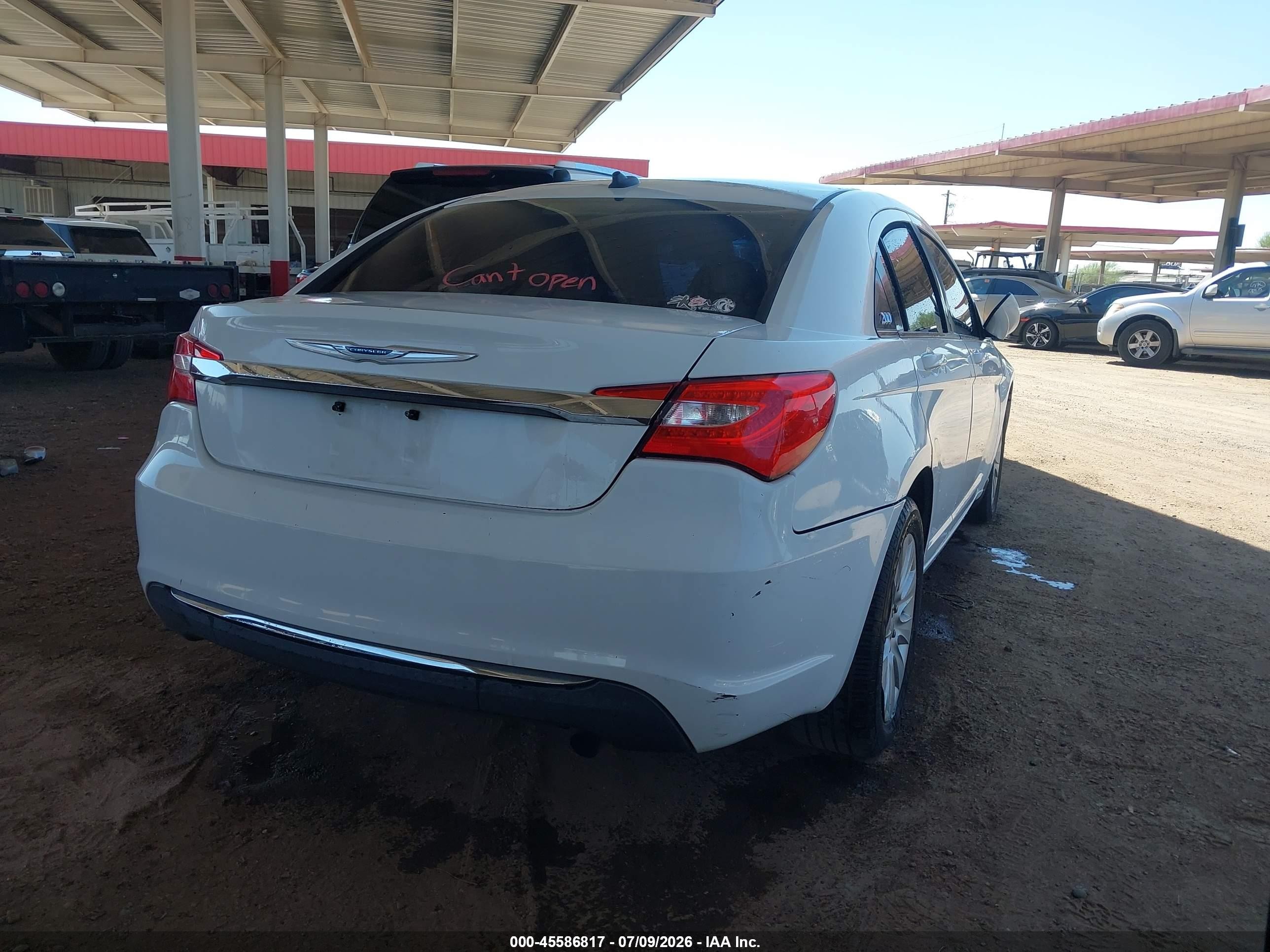 2014 Chrysler 200 Lx Белый vin: 1C3CCBAB4EN170389