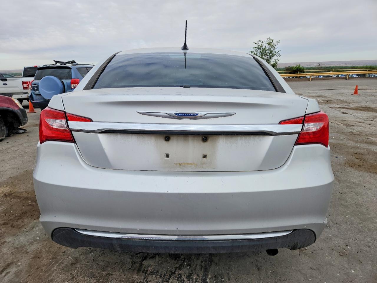 2012 Chrysler 200 Lx Silver vin: 1C3CCBAB5CN209973