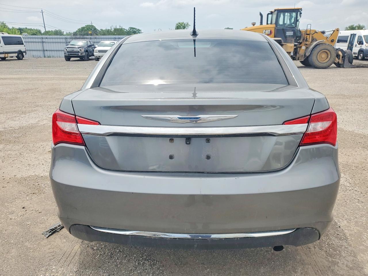 2013 Chrysler 200 Lx Gray vin: 1C3CCBAB5DN634322