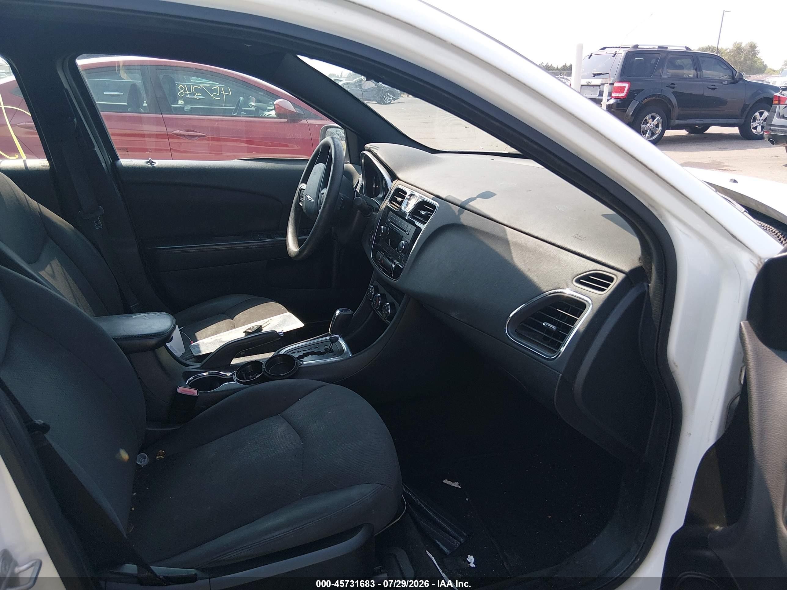 2013 Chrysler 200 Lx White vin: 1C3CCBAB5DN686887