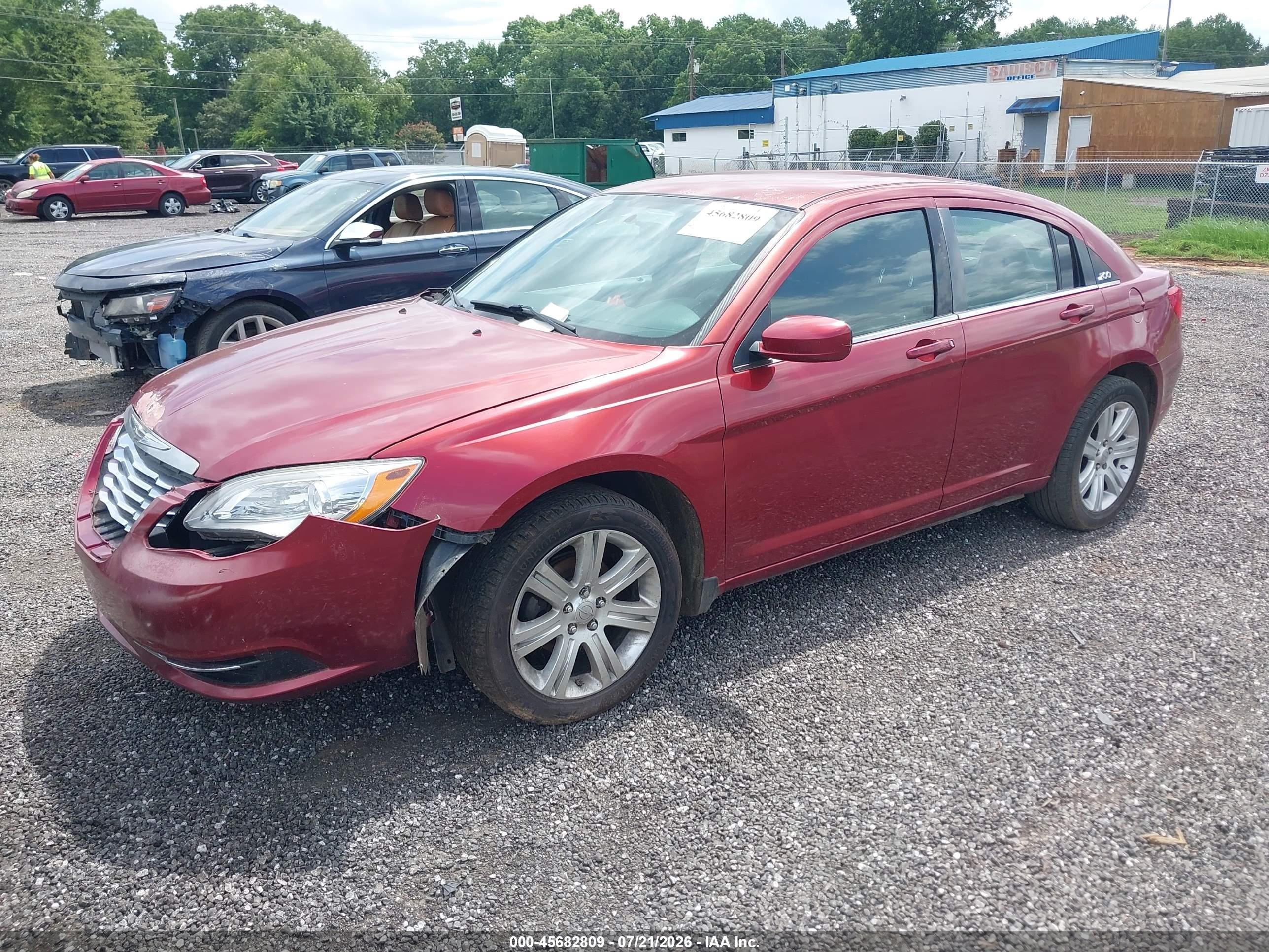 2013 Chrysler 200 Lx Burgundy vin: 1C3CCBAB5DN763936