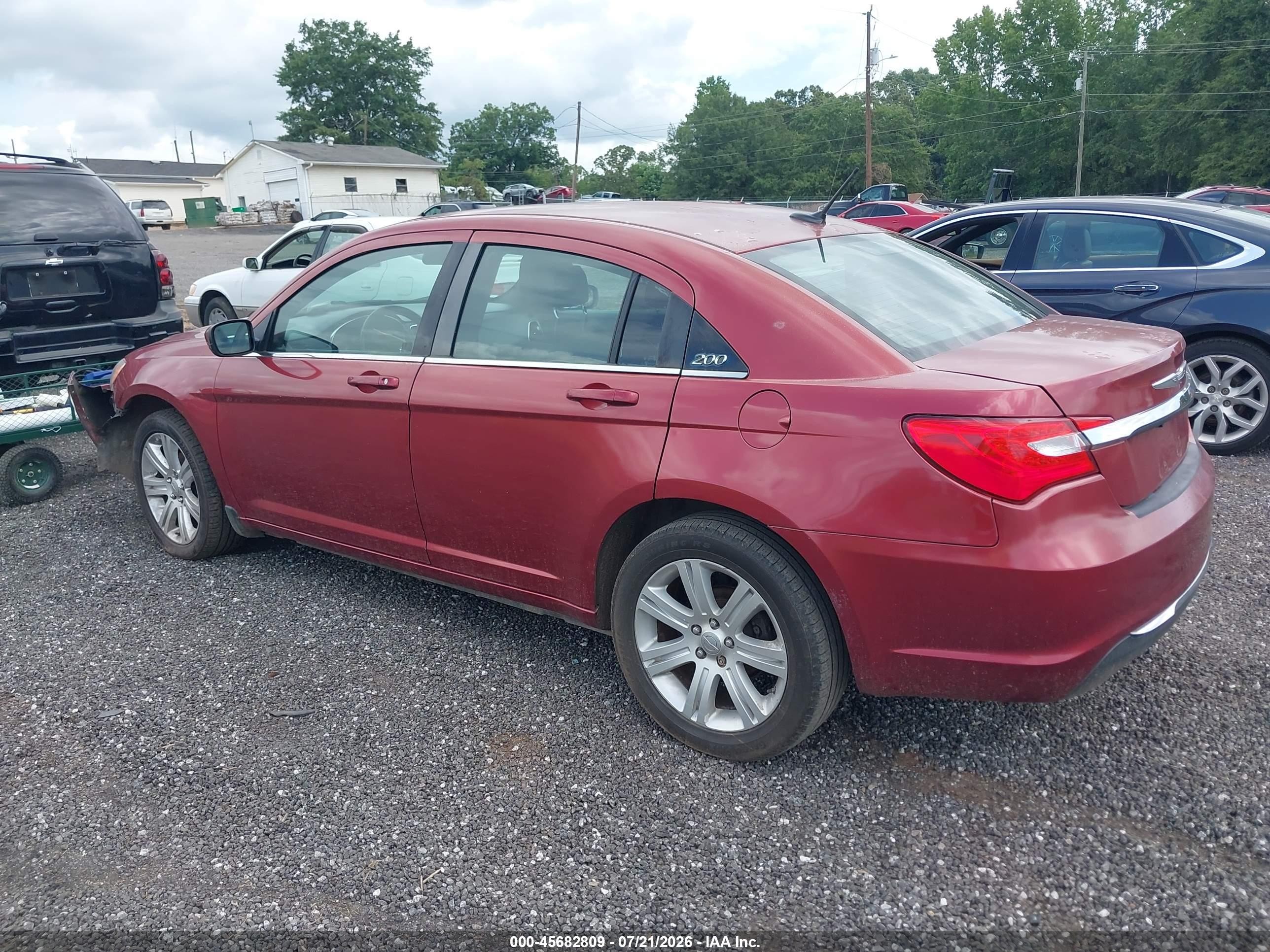 2013 Chrysler 200 Lx Burgundy vin: 1C3CCBAB5DN763936
