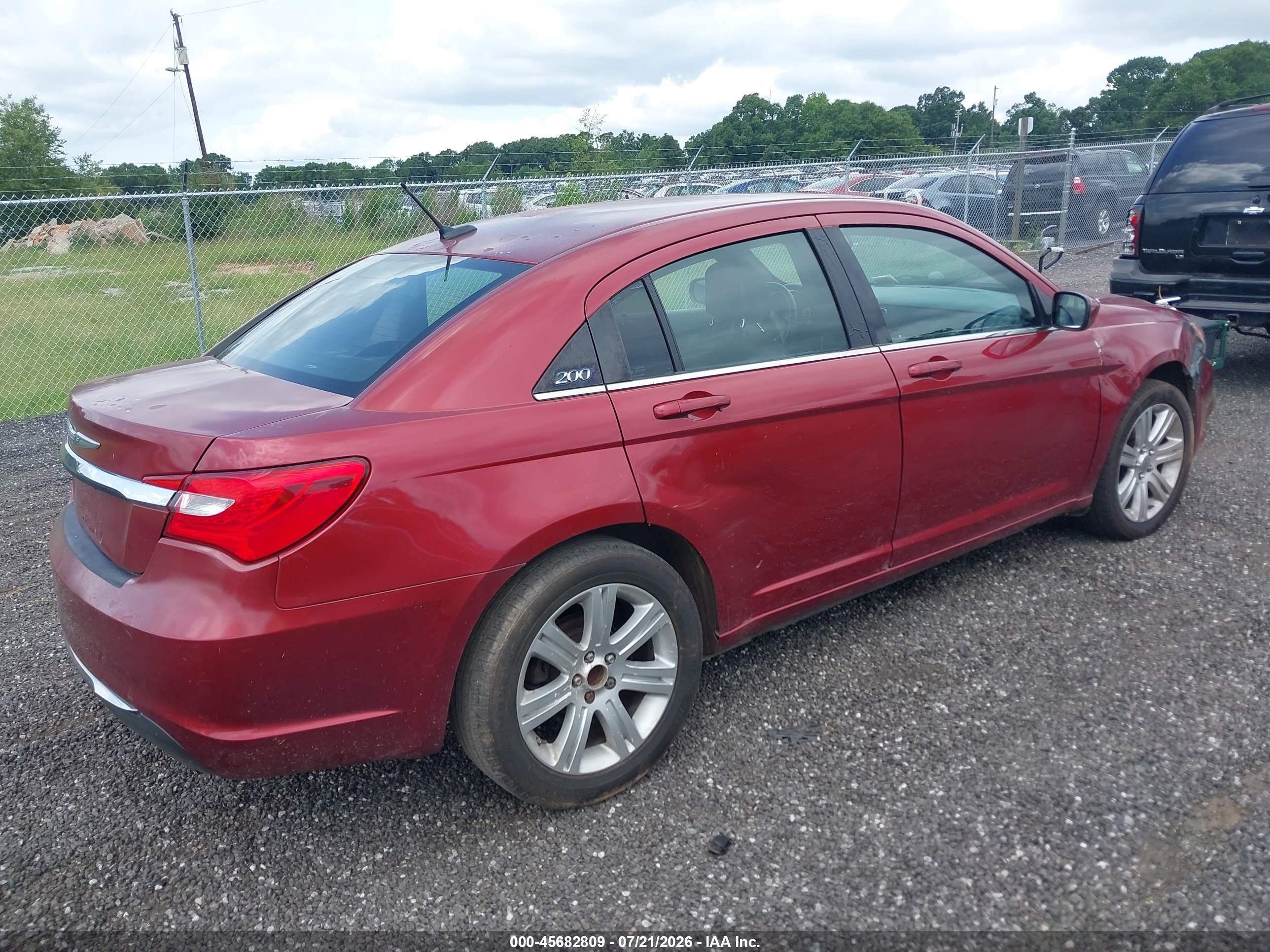 2013 Chrysler 200 Lx Burgundy vin: 1C3CCBAB5DN763936