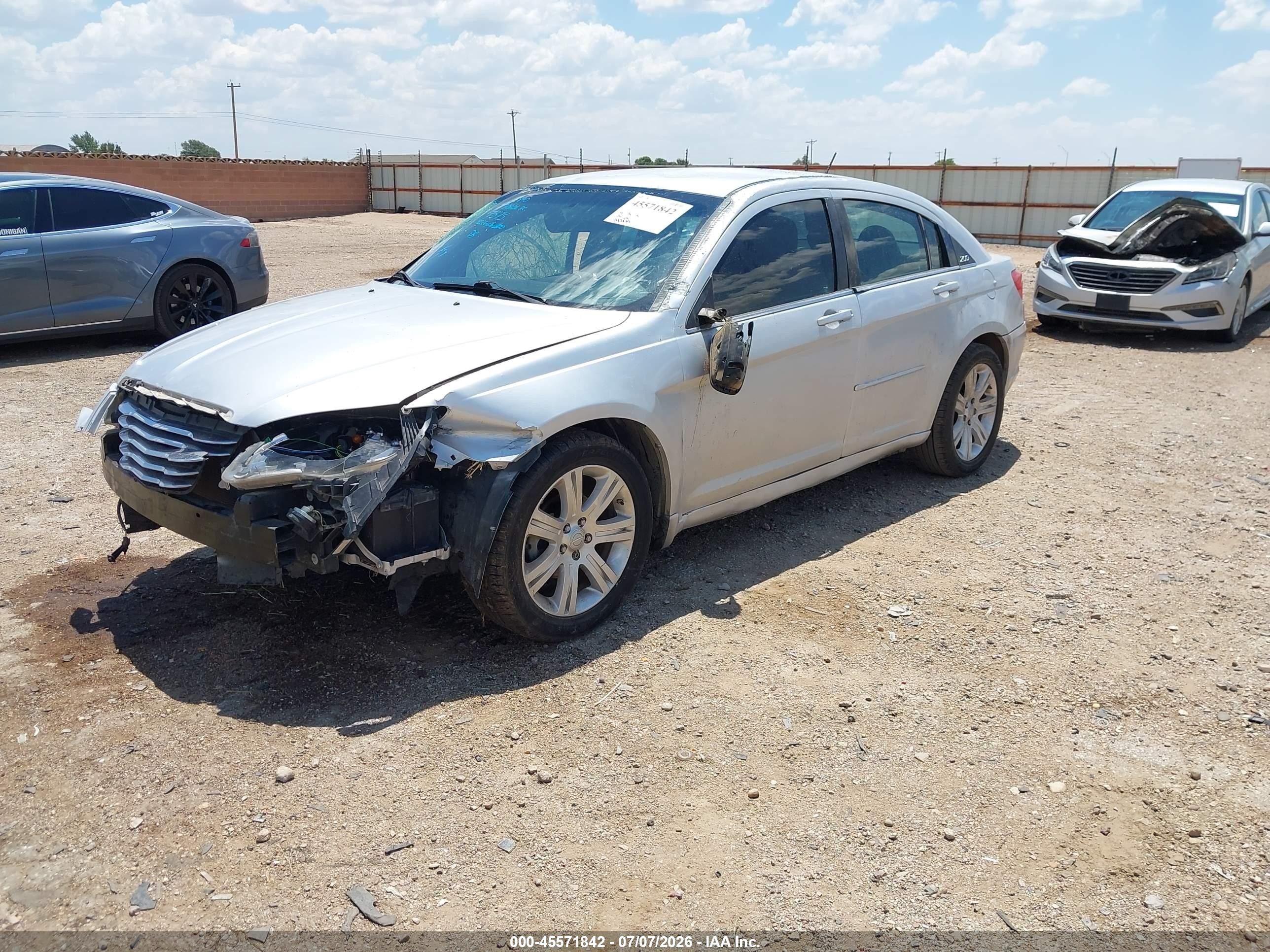 2012 Chrysler 200 Lx Серебряный vin: 1C3CCBAB6CN317373