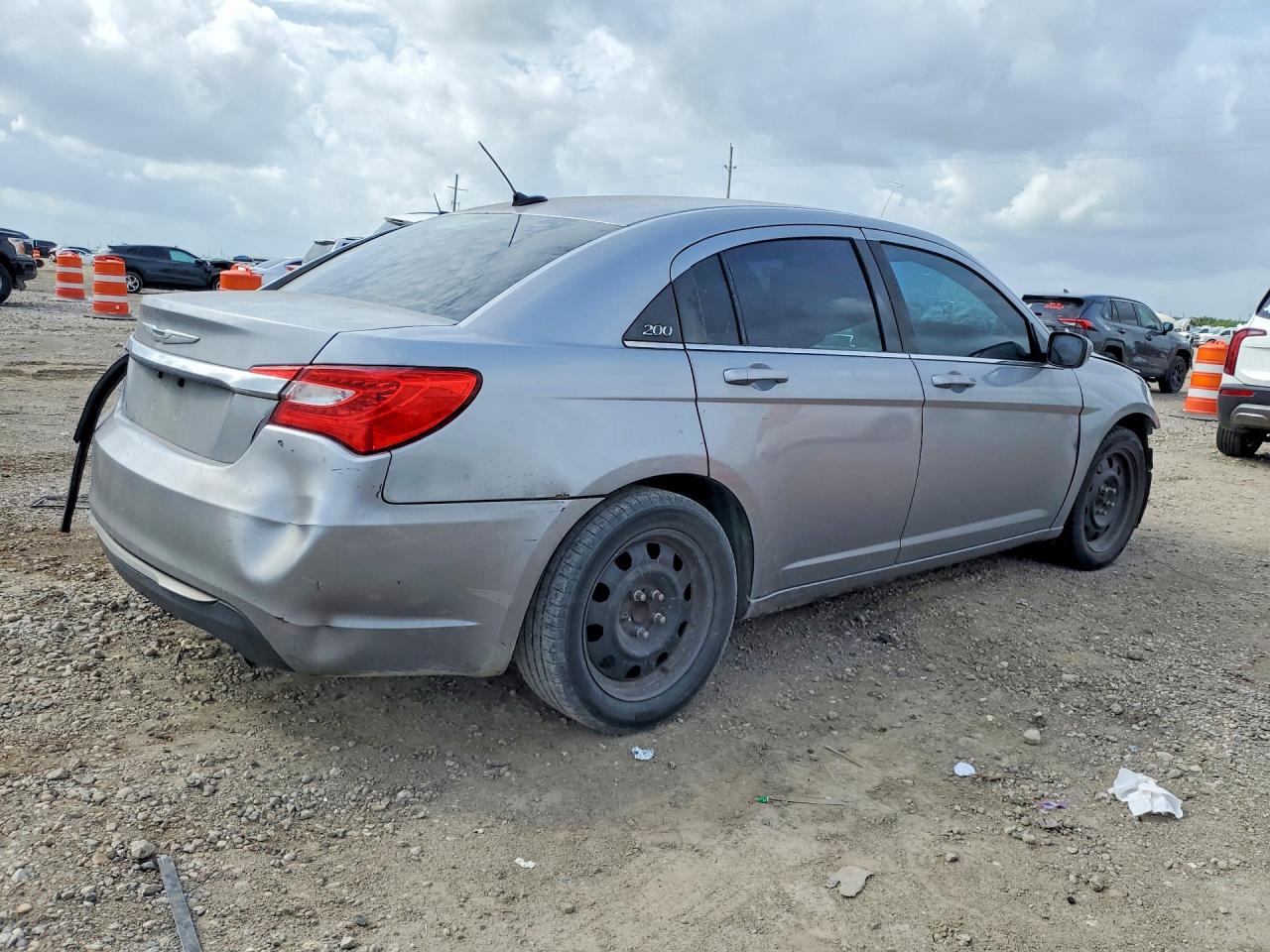 2013 Chrysler 200 Lx Silver vin: 1C3CCBAB6DN561171