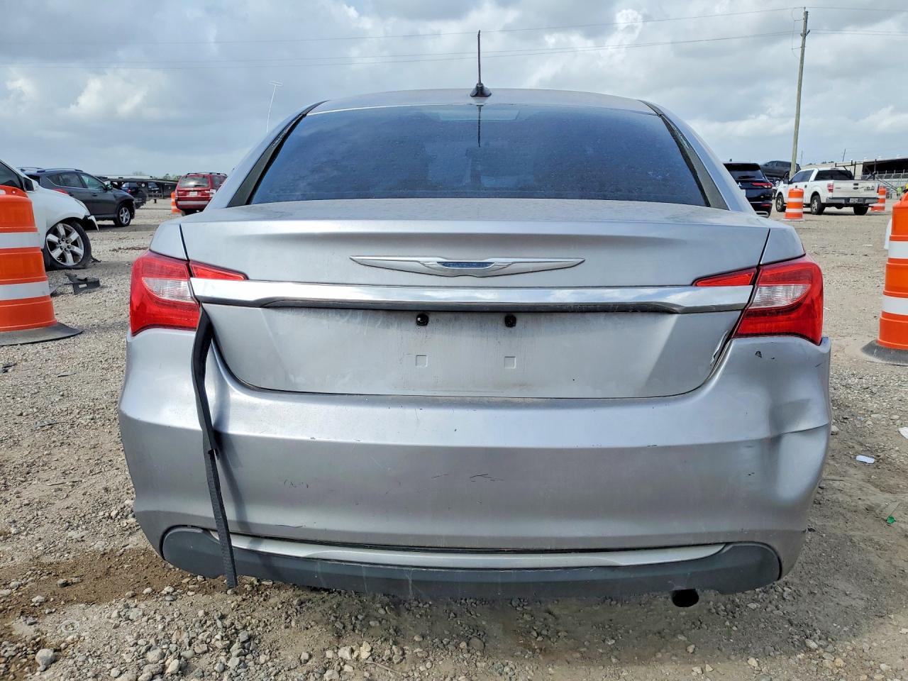 2013 Chrysler 200 Lx Silver vin: 1C3CCBAB6DN561171