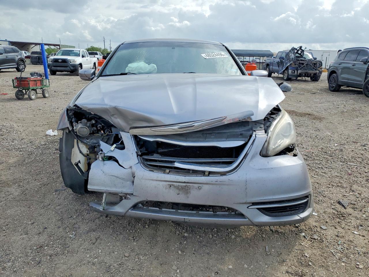 2013 Chrysler 200 Lx Silver vin: 1C3CCBAB6DN561171