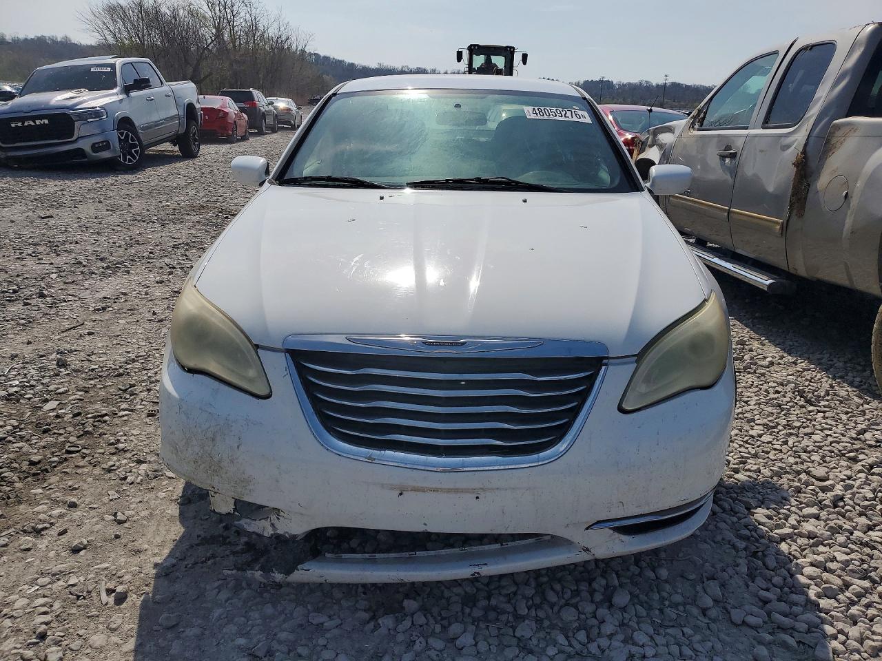 2013 Chrysler 200 Lx White vin: 1C3CCBAB6DN685599