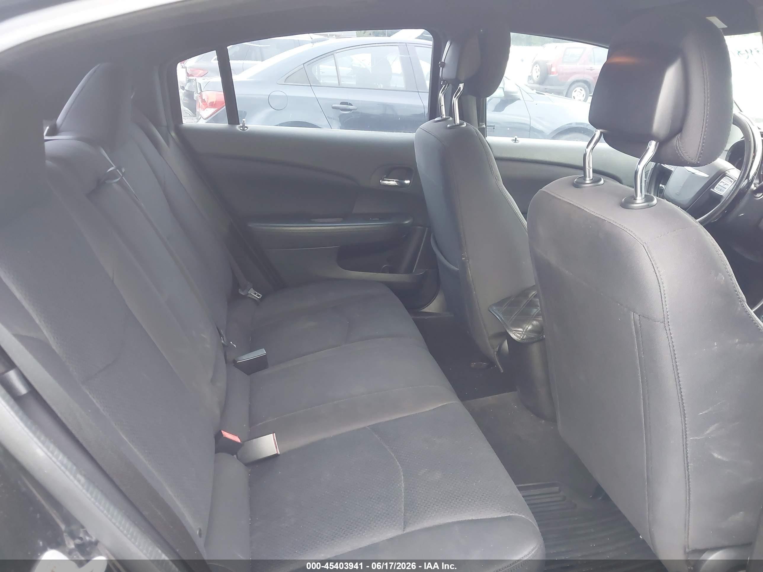 2013 Chrysler 200 Lx Black vin: 1C3CCBAB6DN764769