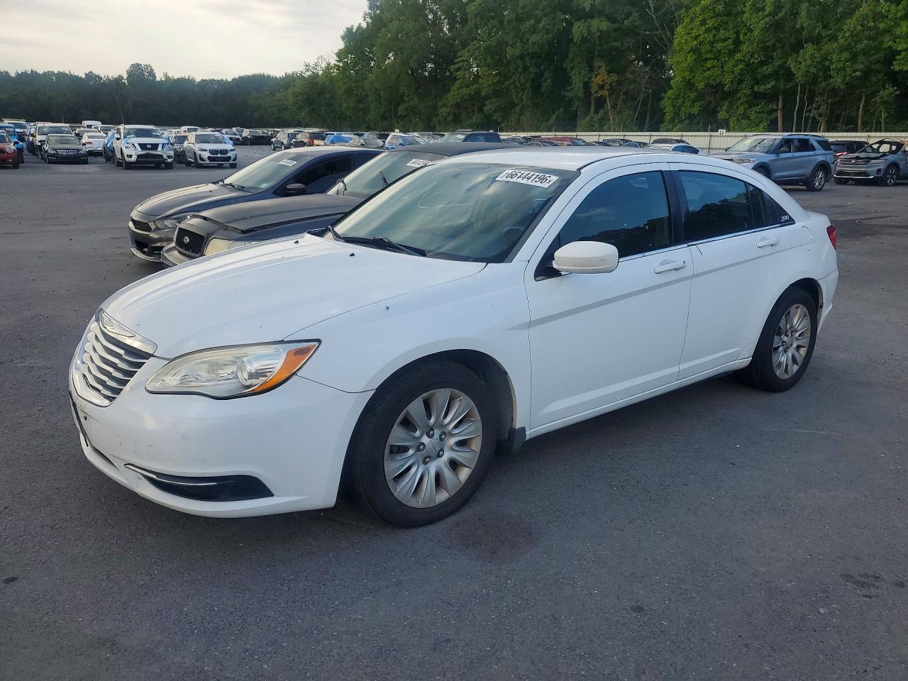 2014 Chrysler 200 Lx White vin: 1C3CCBAB6EN141833