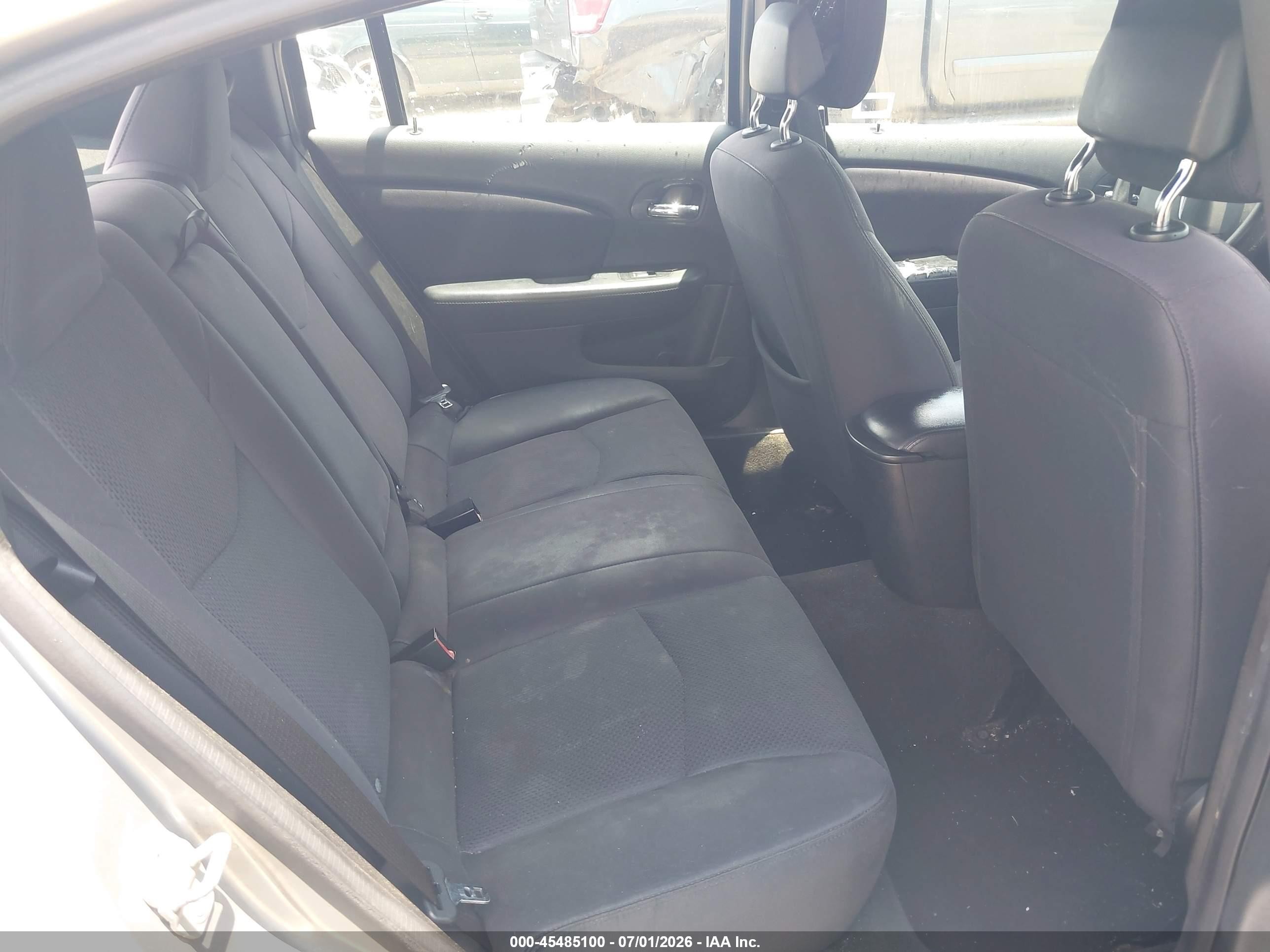 2014 Chrysler 200 Lx Silver vin: 1C3CCBAB6EN142321