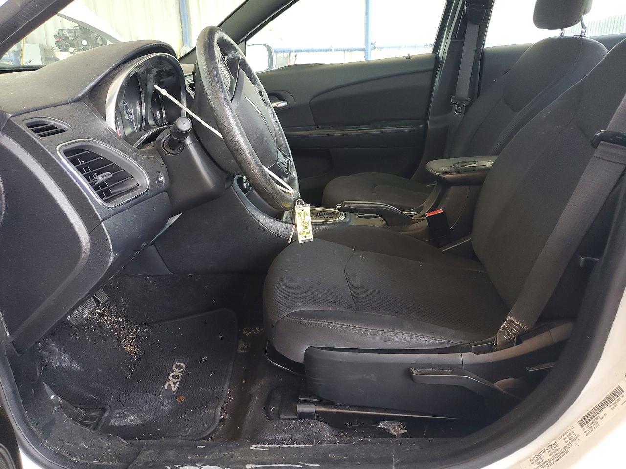2014 Chrysler 200 Lx White vin: 1C3CCBAB6EN168031